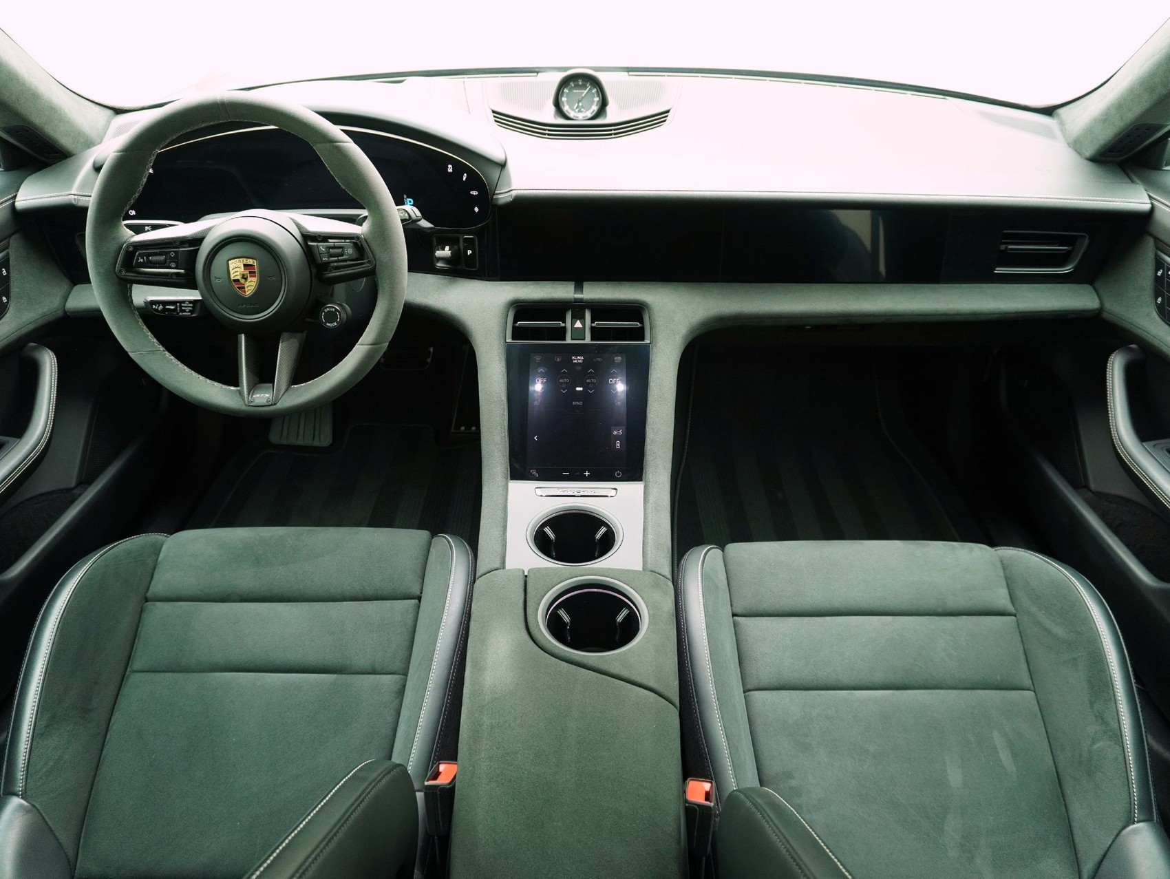 PORSCHE Taycan Sport Turismo GTS-image-11