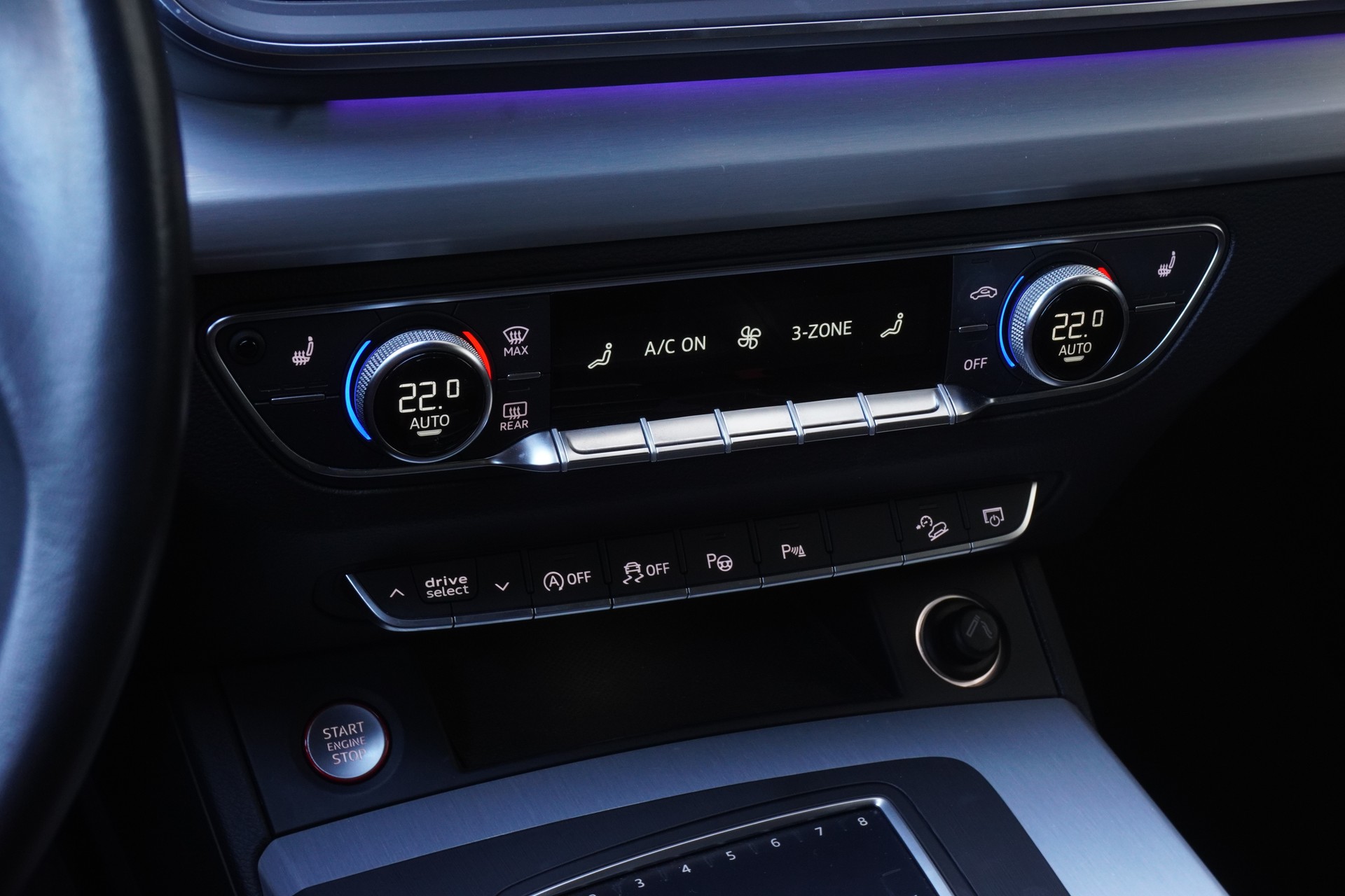 AUDI SQ5 3.0 TFSI quattro S-tronic-image-12