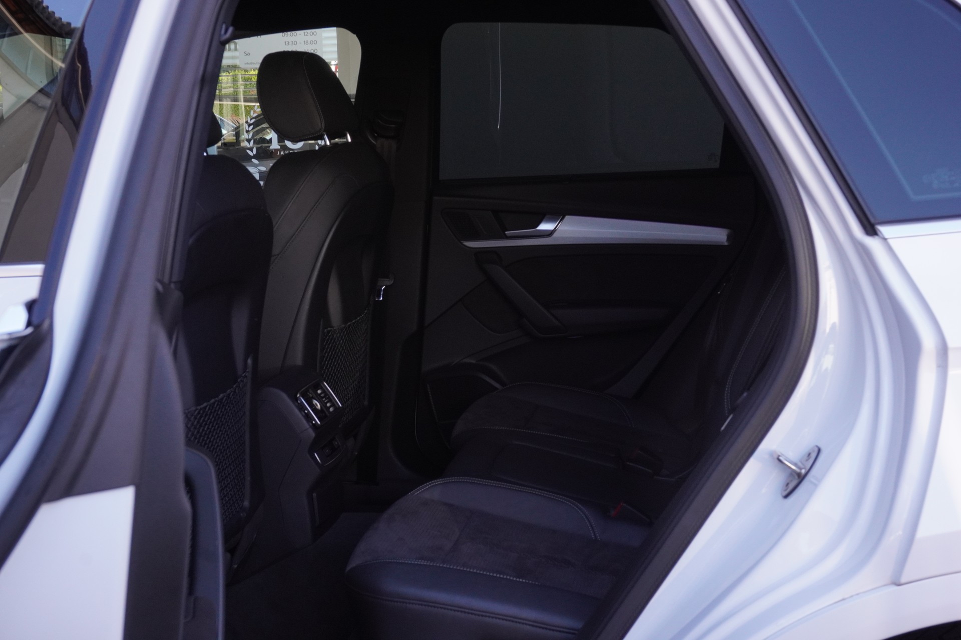 AUDI SQ5 3.0 TFSI quattro S-tronic-image-14