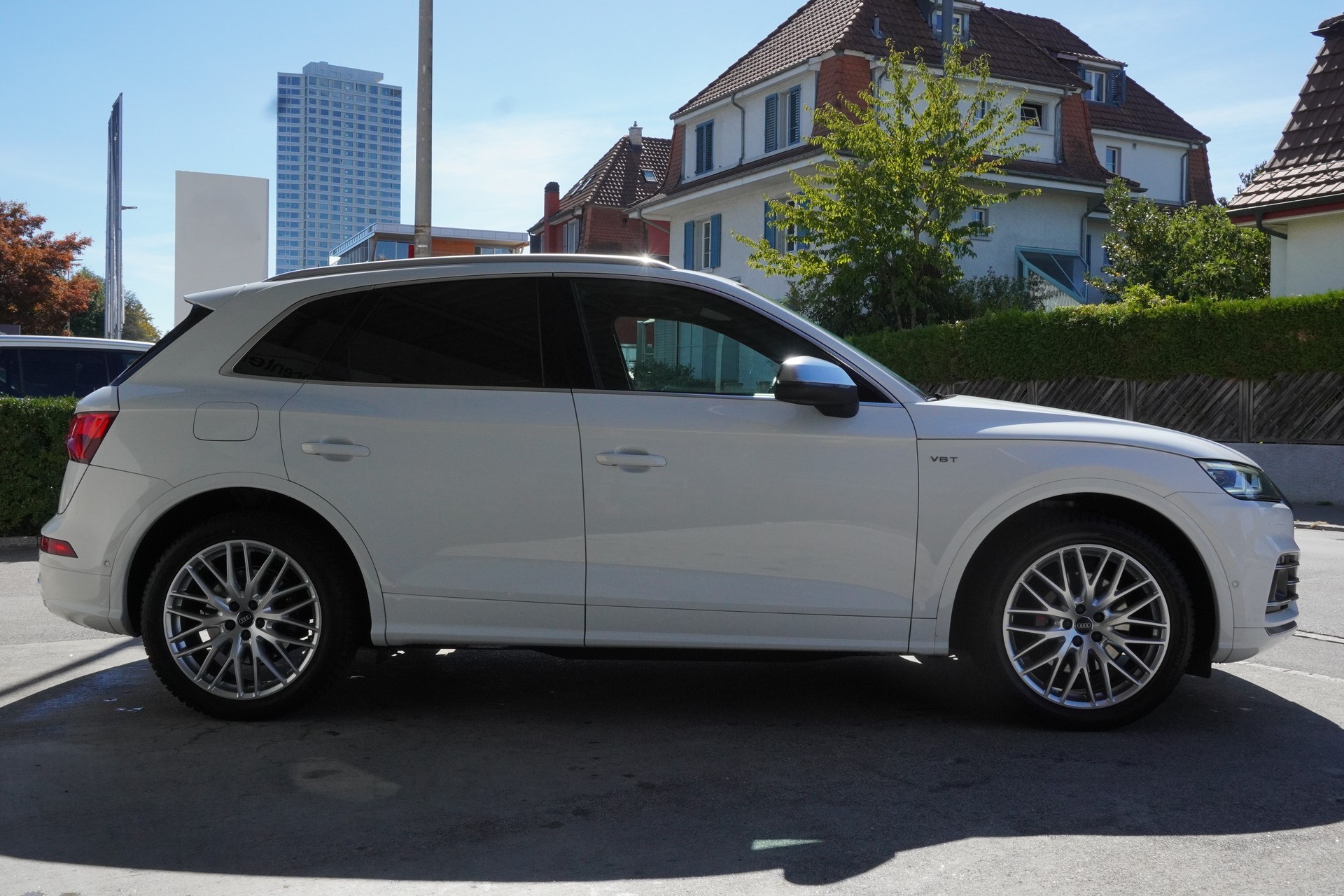 AUDI SQ5 3.0 TFSI quattro S-tronic-image-4