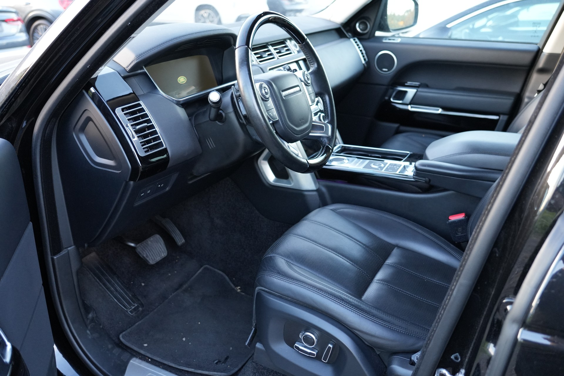 LAND ROVER Range Rover 3.0 TDV6 Vogue Automatic-image-3