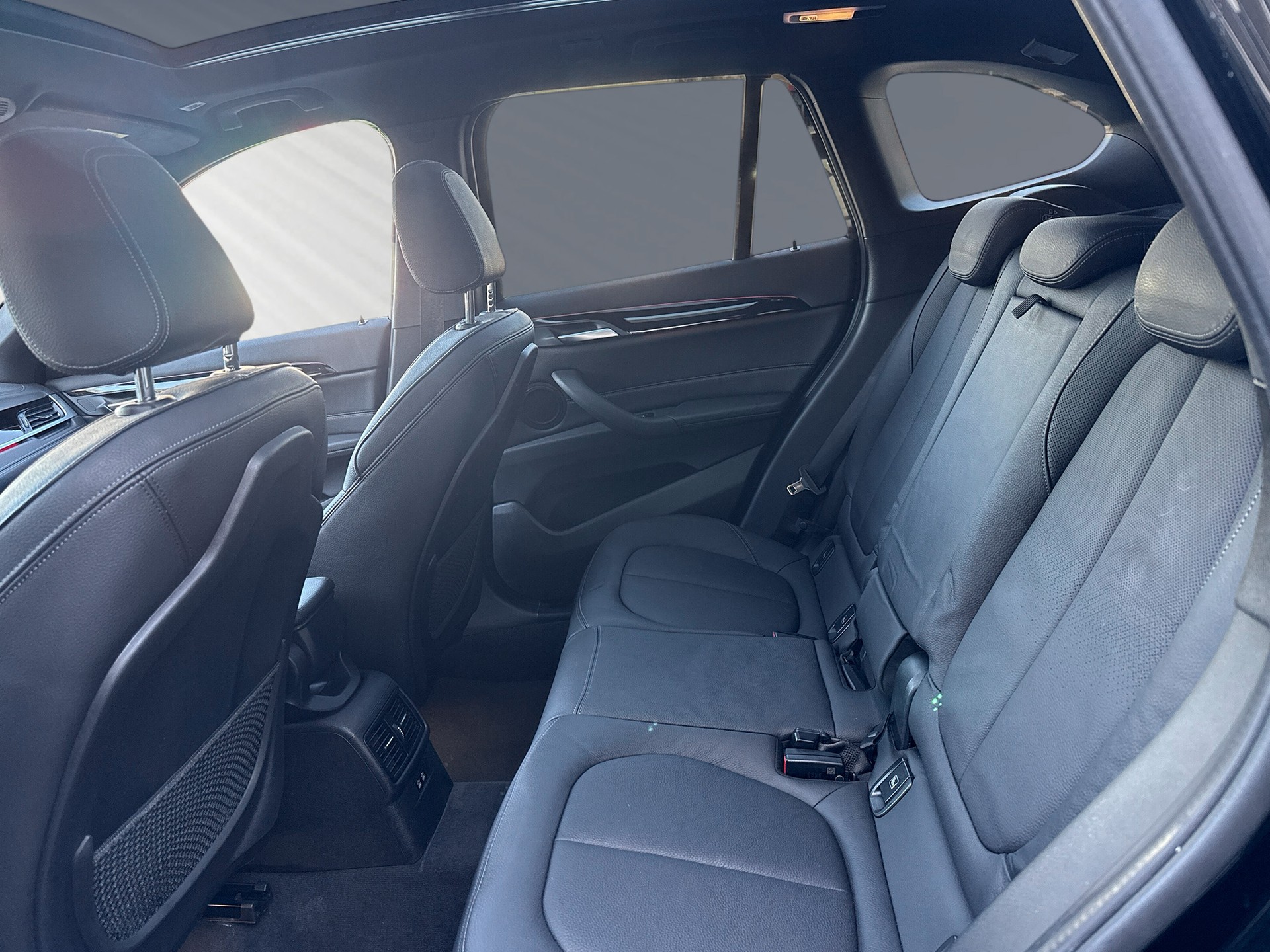 BMW X1 xDrive 25i M Sport Steptronic-image-6