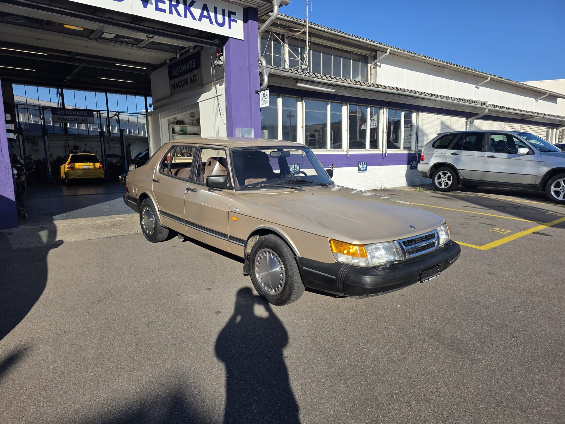 SAAB 900i 2.0-16 Swiss-image-1