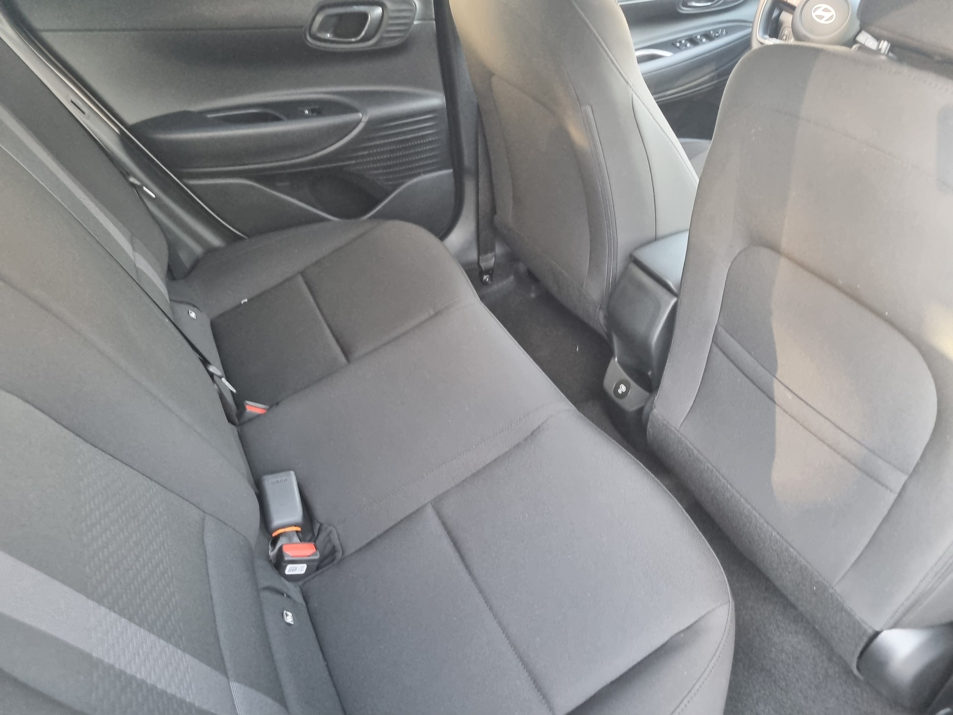 HYUNDAI i20 1.0 T-GDi Amplia GO! DCT-image-10