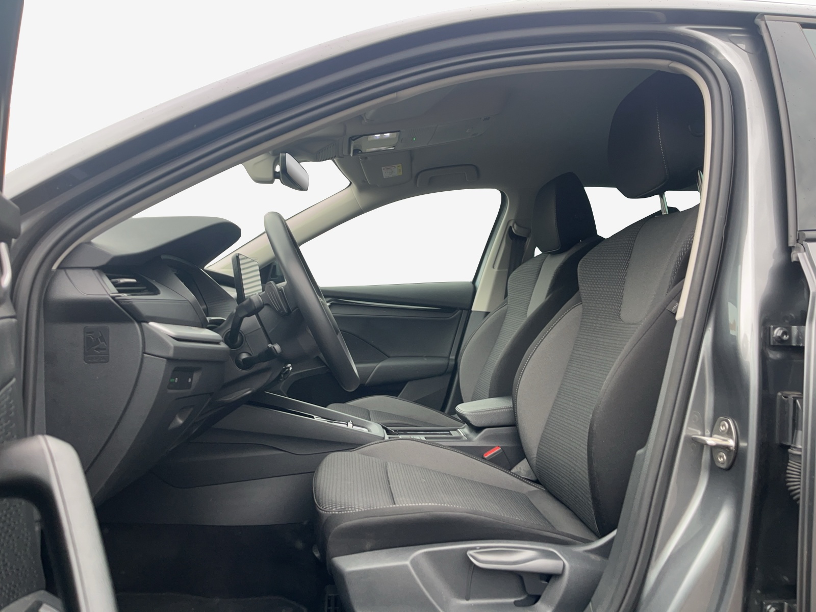 SKODA Octavia Combi 1.5 TSI mHEV DSG Dynamic-image-7