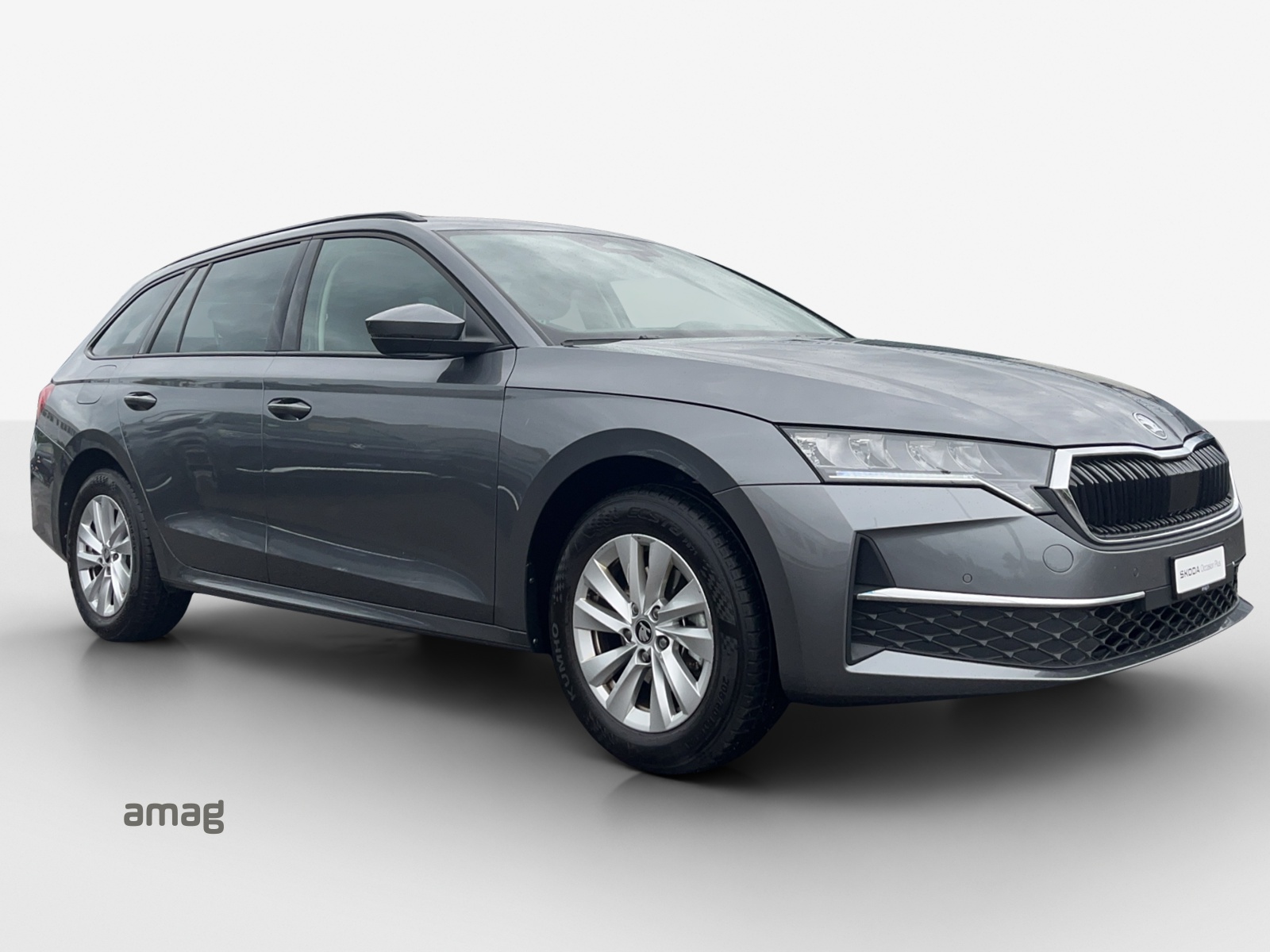 SKODA Octavia Combi 1.5 TSI mHEV DSG Dynamic-image-5