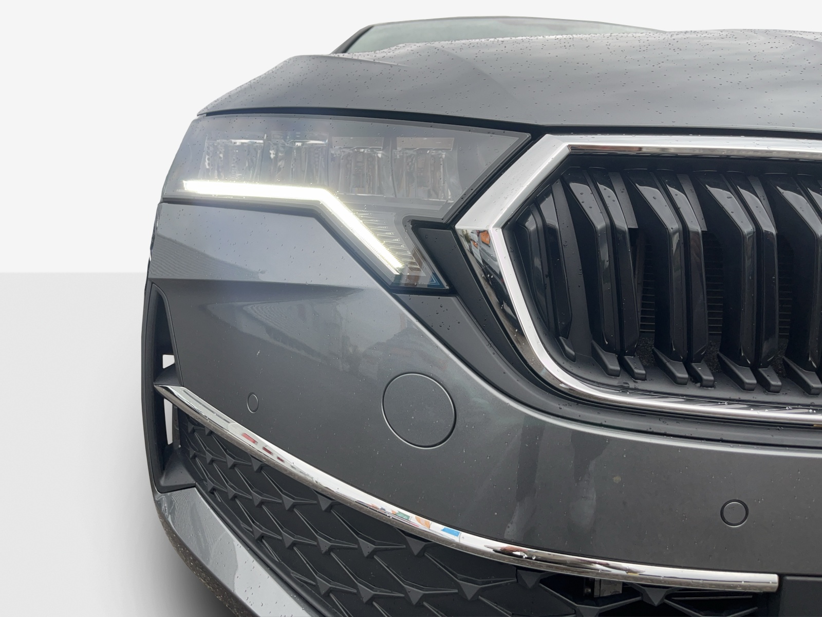 SKODA Octavia Combi 1.5 TSI mHEV DSG Dynamic-image-13