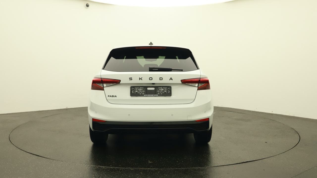 SKODA Fabia 1.0 TSI Monte Carlo DSG-image-3