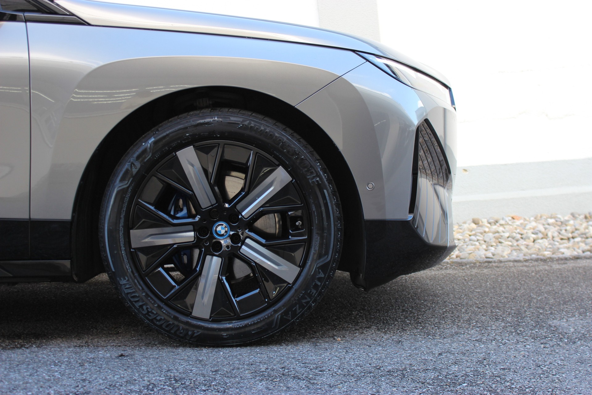 BMW iX xDrive50 *Edition Sport* oxidgrau metallic 🎉0.0%-LEASINGAKTION🎉-image-6
