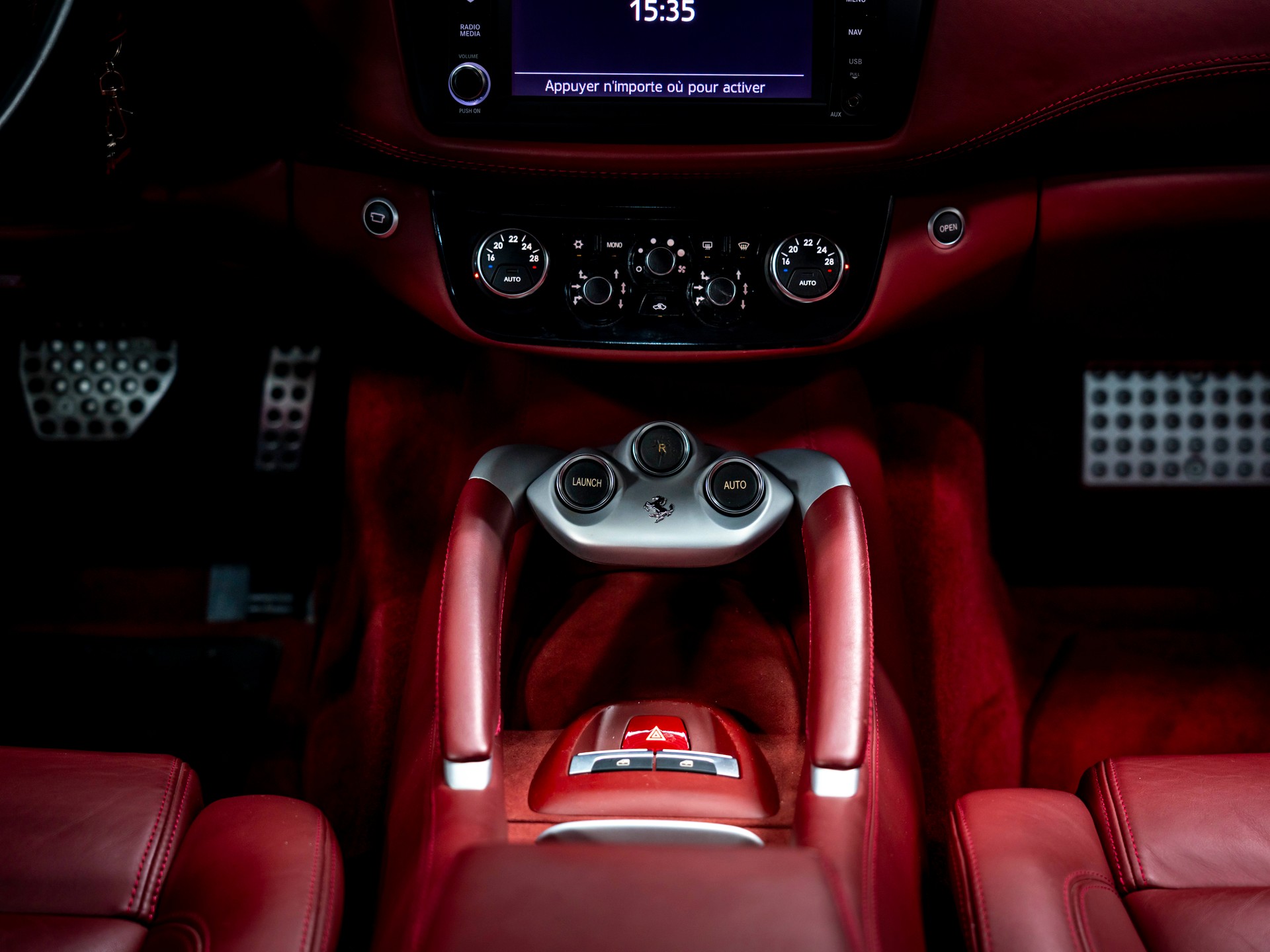 FERRARI FF-image-28