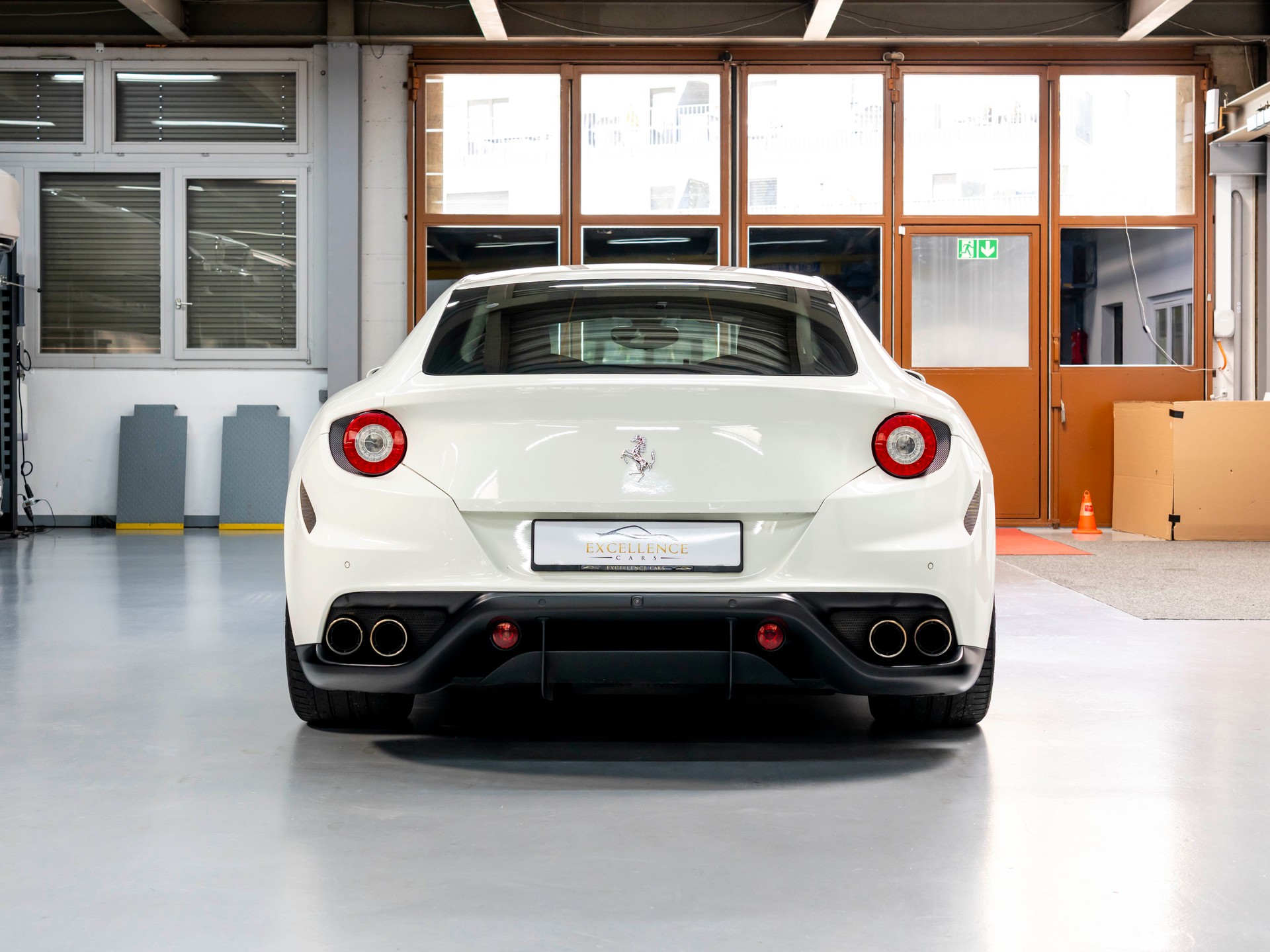 FERRARI FF-image-6