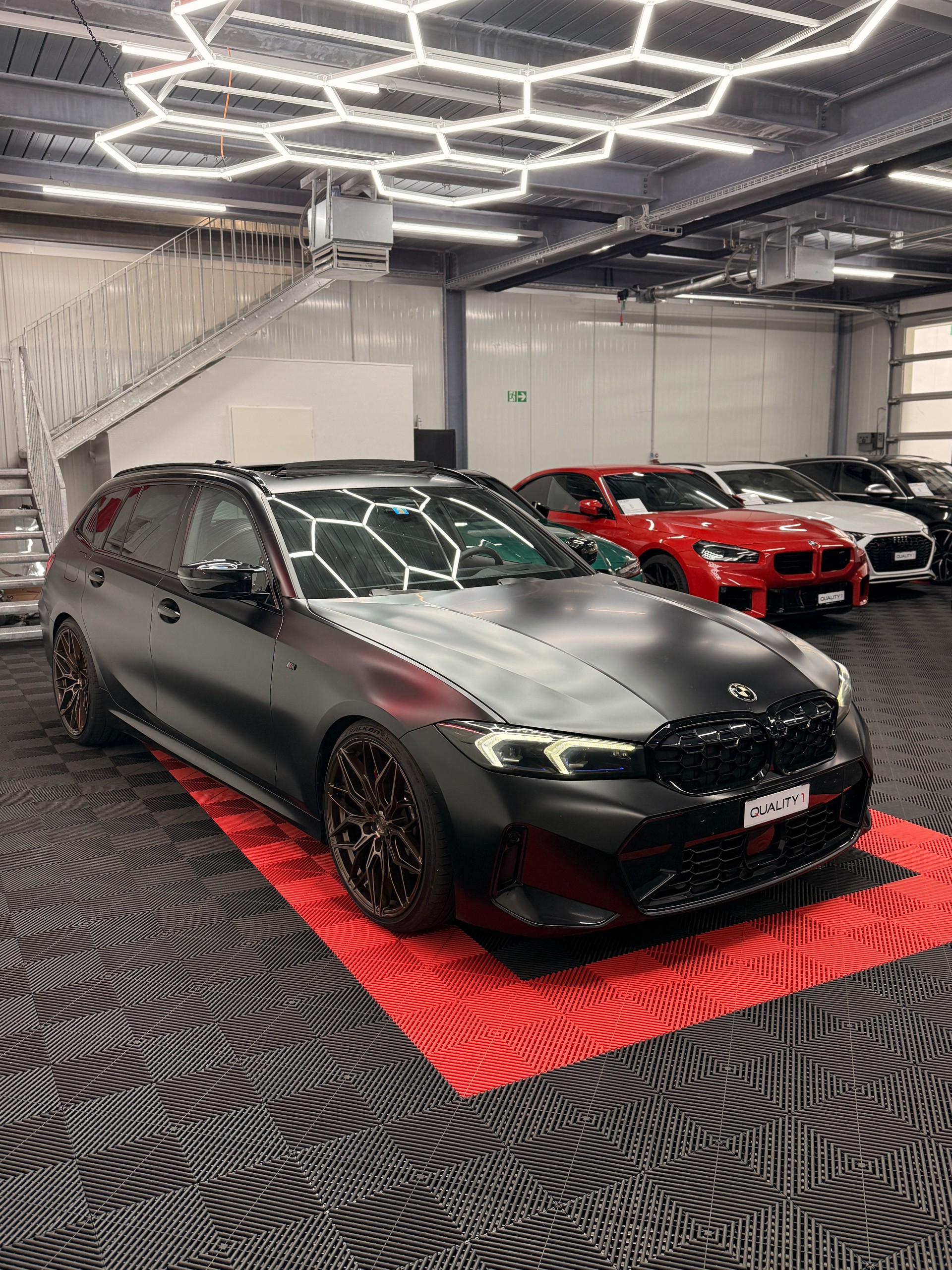 BMW M340i xDrive 48V Touring Steptronic M Sport Pro-showroom-element-3