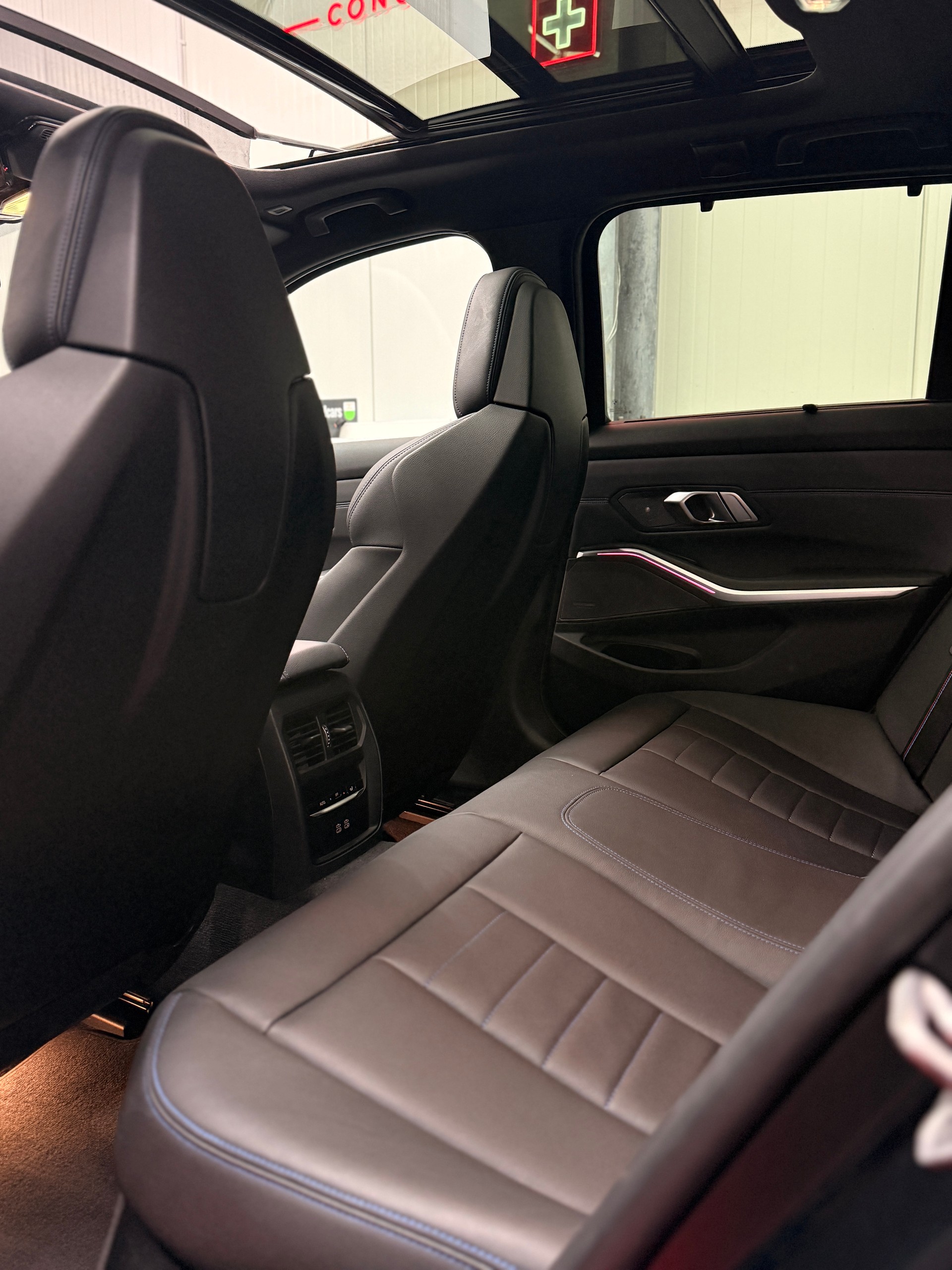 BMW M340i xDrive 48V Touring Steptronic M Sport Pro-image-22
