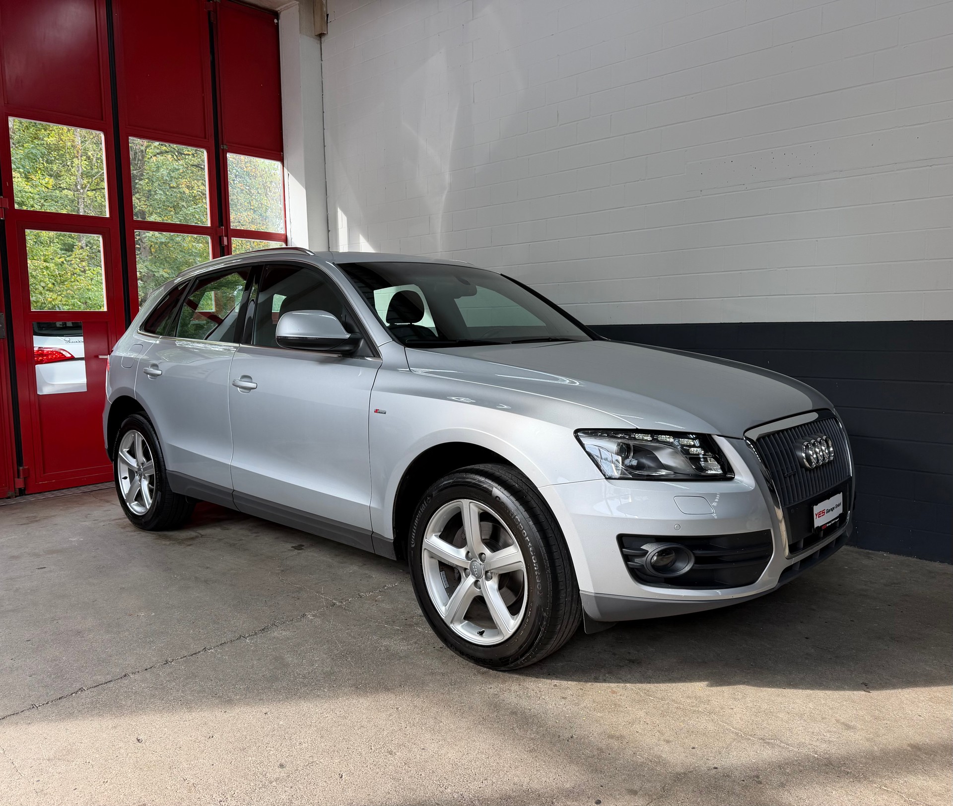 AUDI Q5 2.0 TFSI quattro S-tronic //NEU AB MFK!-image-0