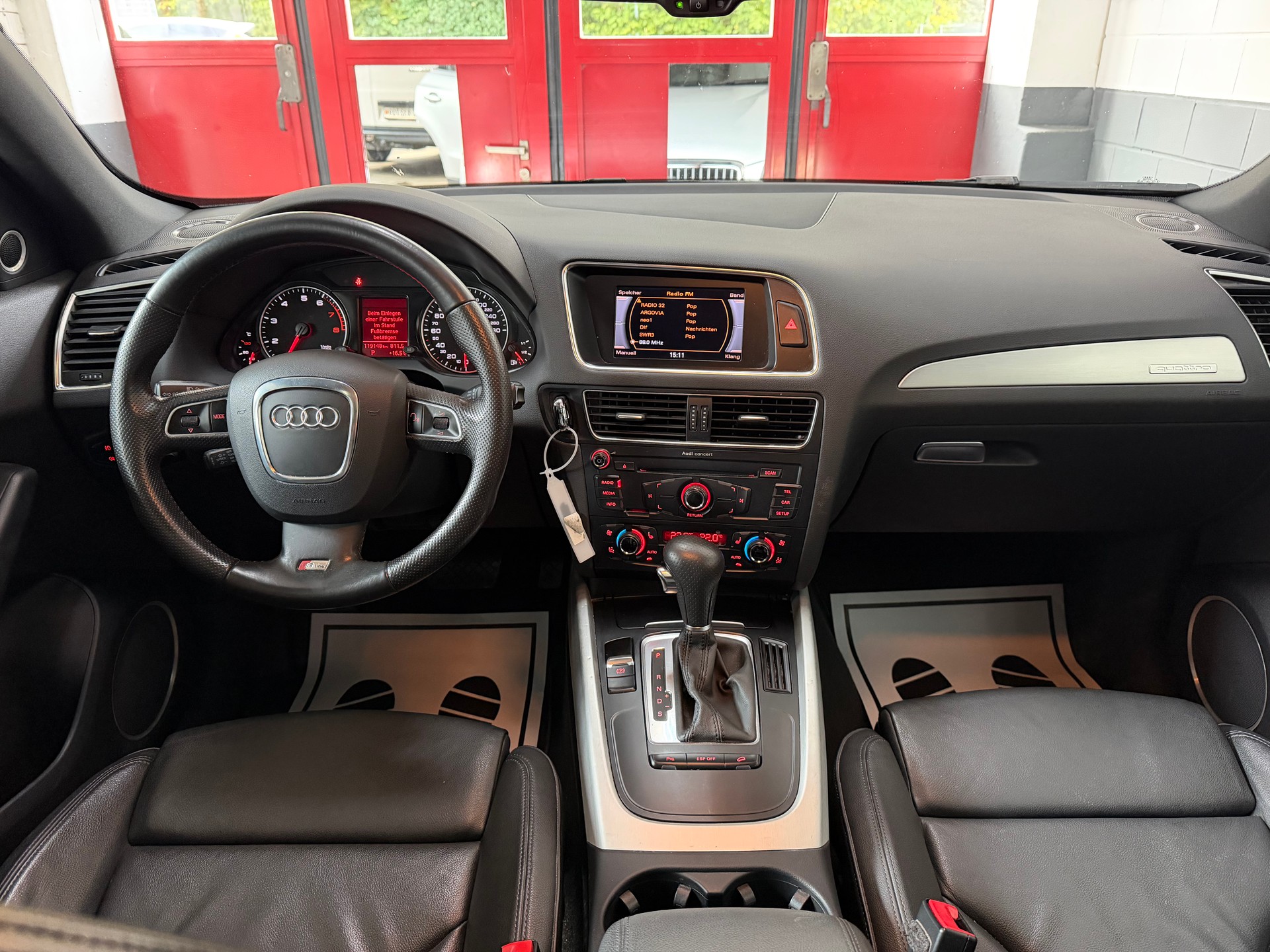 AUDI Q5 2.0 TFSI quattro S-tronic //NEU AB MFK!-image-10