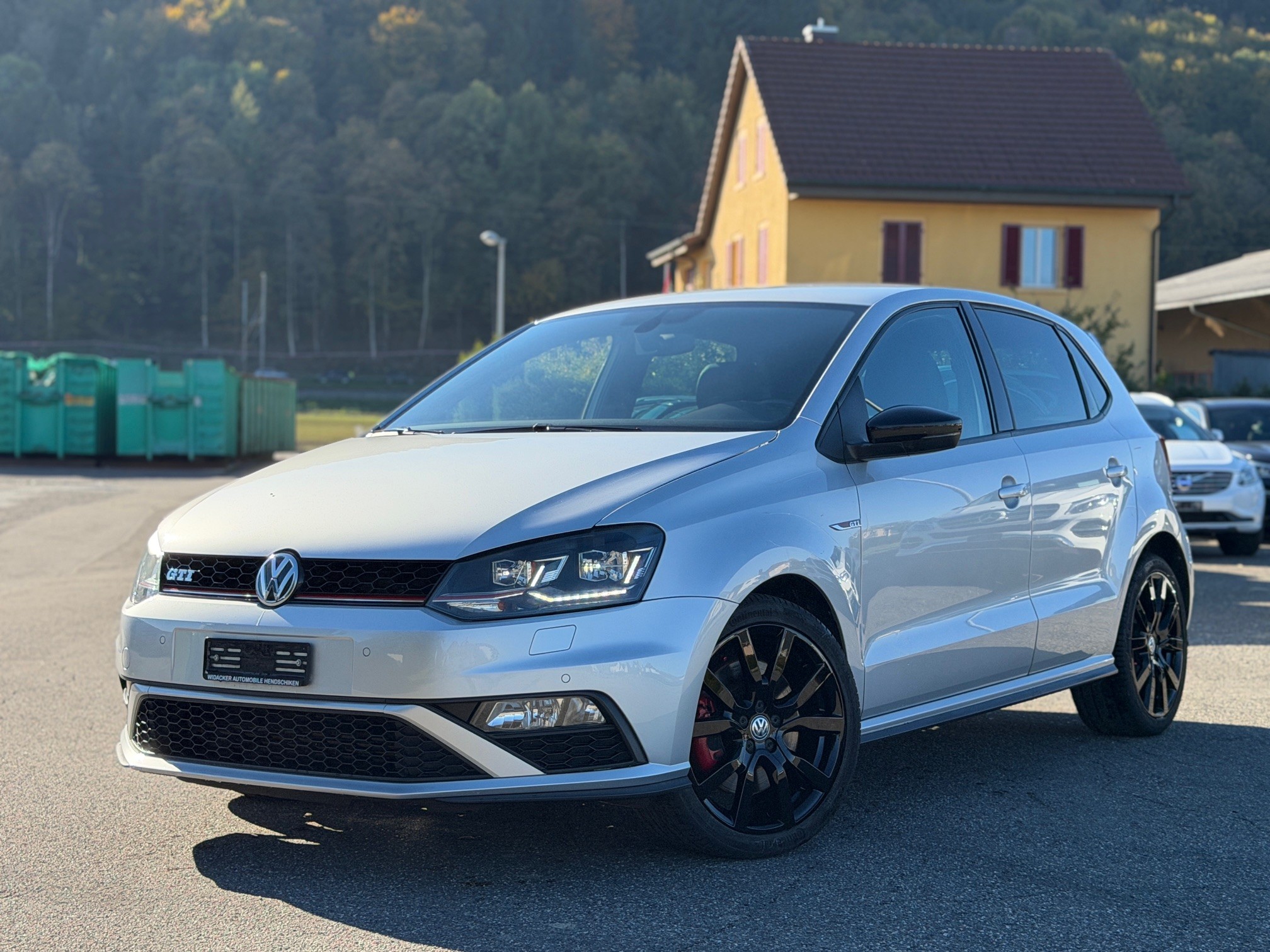 Car photo