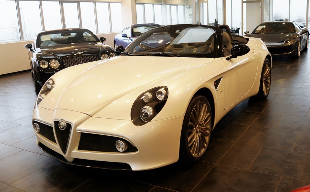 ALFA ROMEO 8C Competizione Spider-image-4