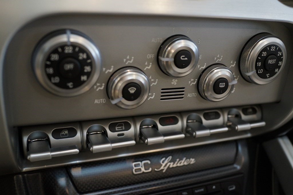 ALFA ROMEO 8C Competizione Spider-image-13
