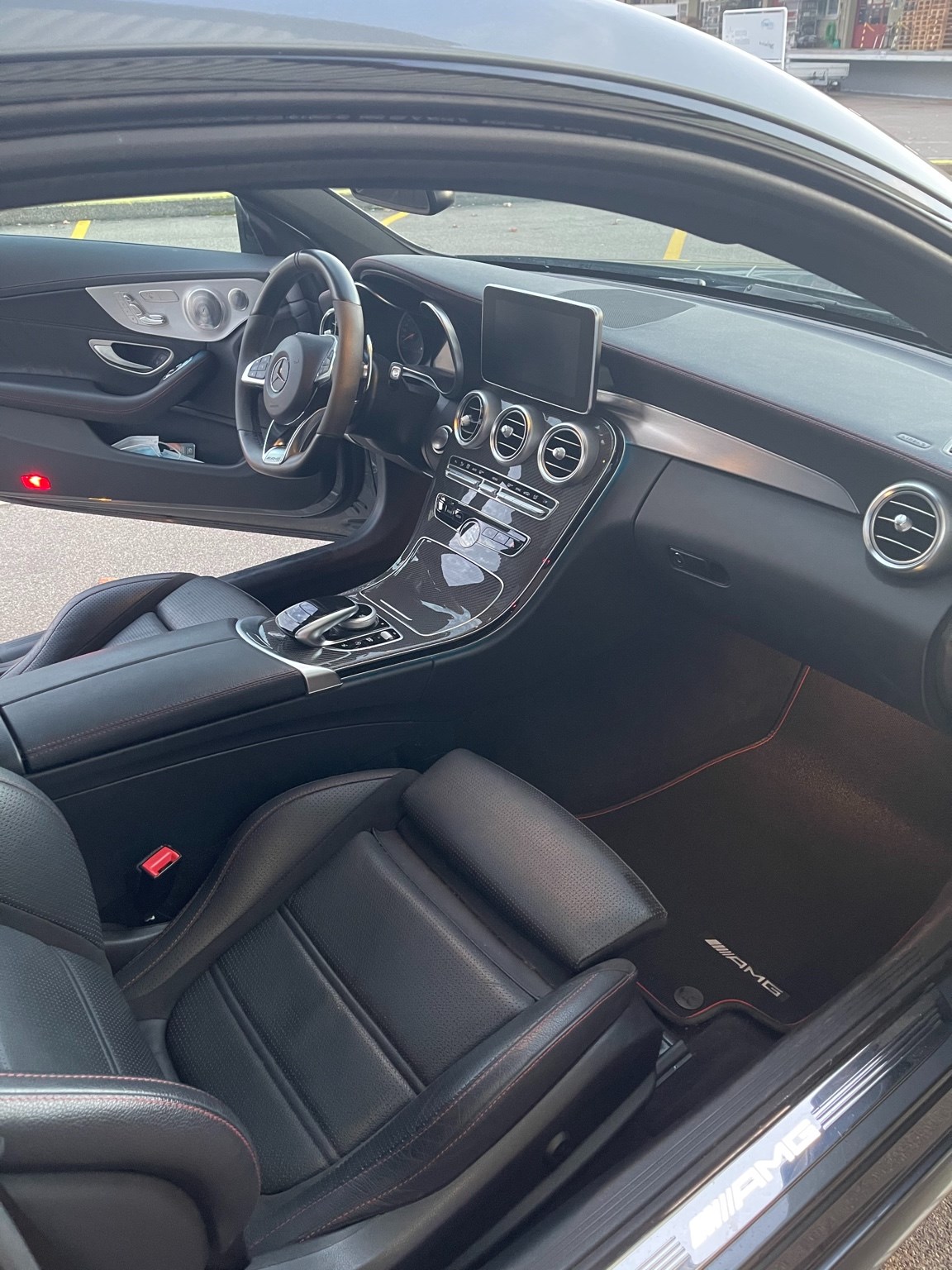 MERCEDES-BENZ C 43 AMG 4Matic 9G-tronic-image-5