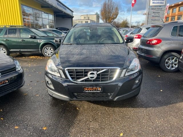 VOLVO XC60 D5 AWD-image-2