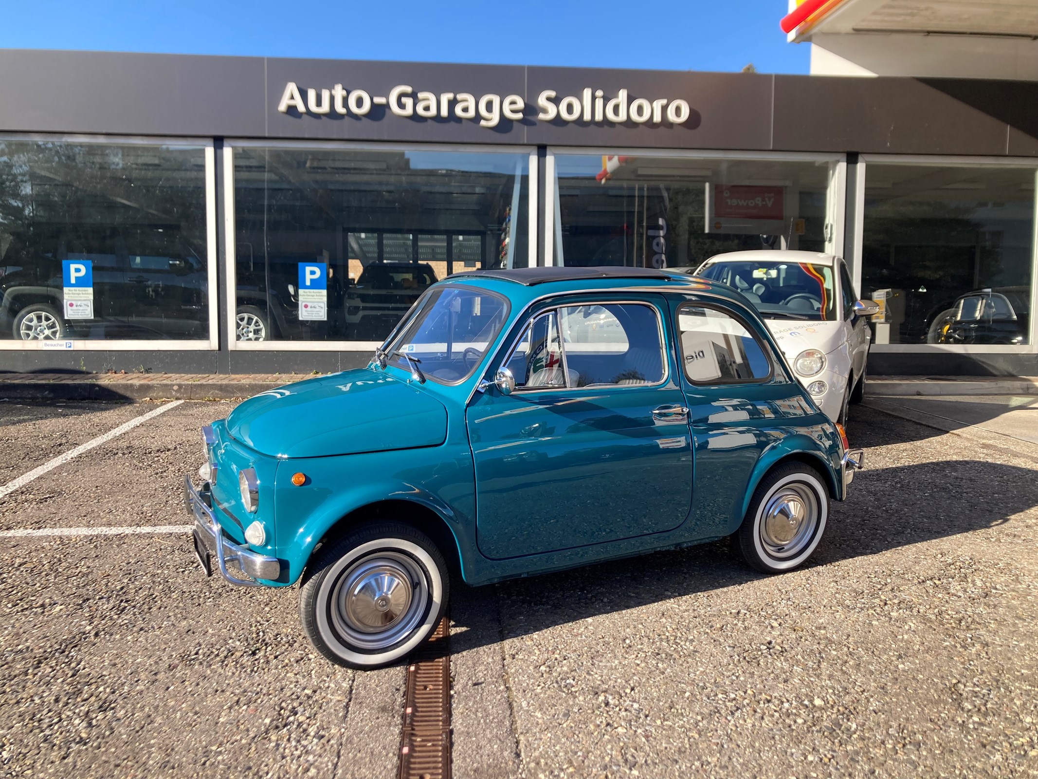 Car photo