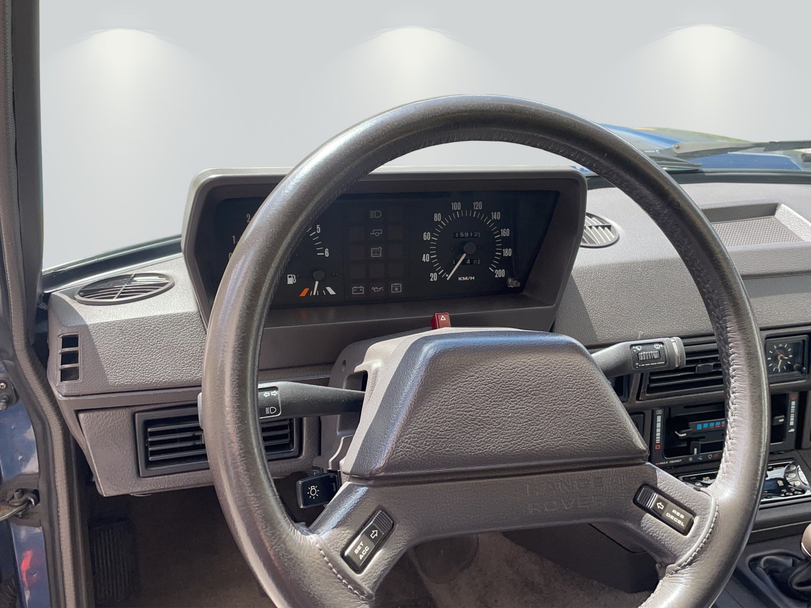 LAND ROVER Range Rover 3.9 Vogue ABS-image-5