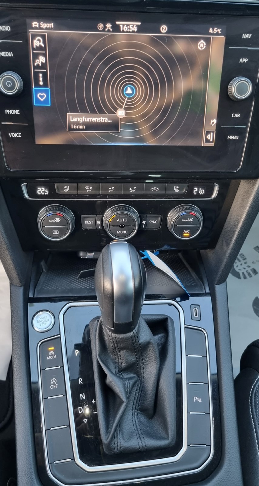 VW Passat 2.0 TDI BMT R-Line Neue Model DSG-image-12