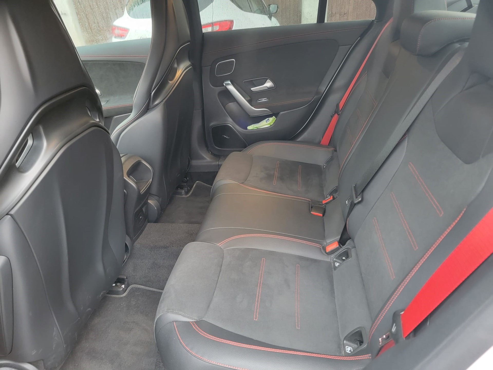 MERCEDES-BENZ CLA 45 S AMG 4Matic+ 8G-DCT-image-5
