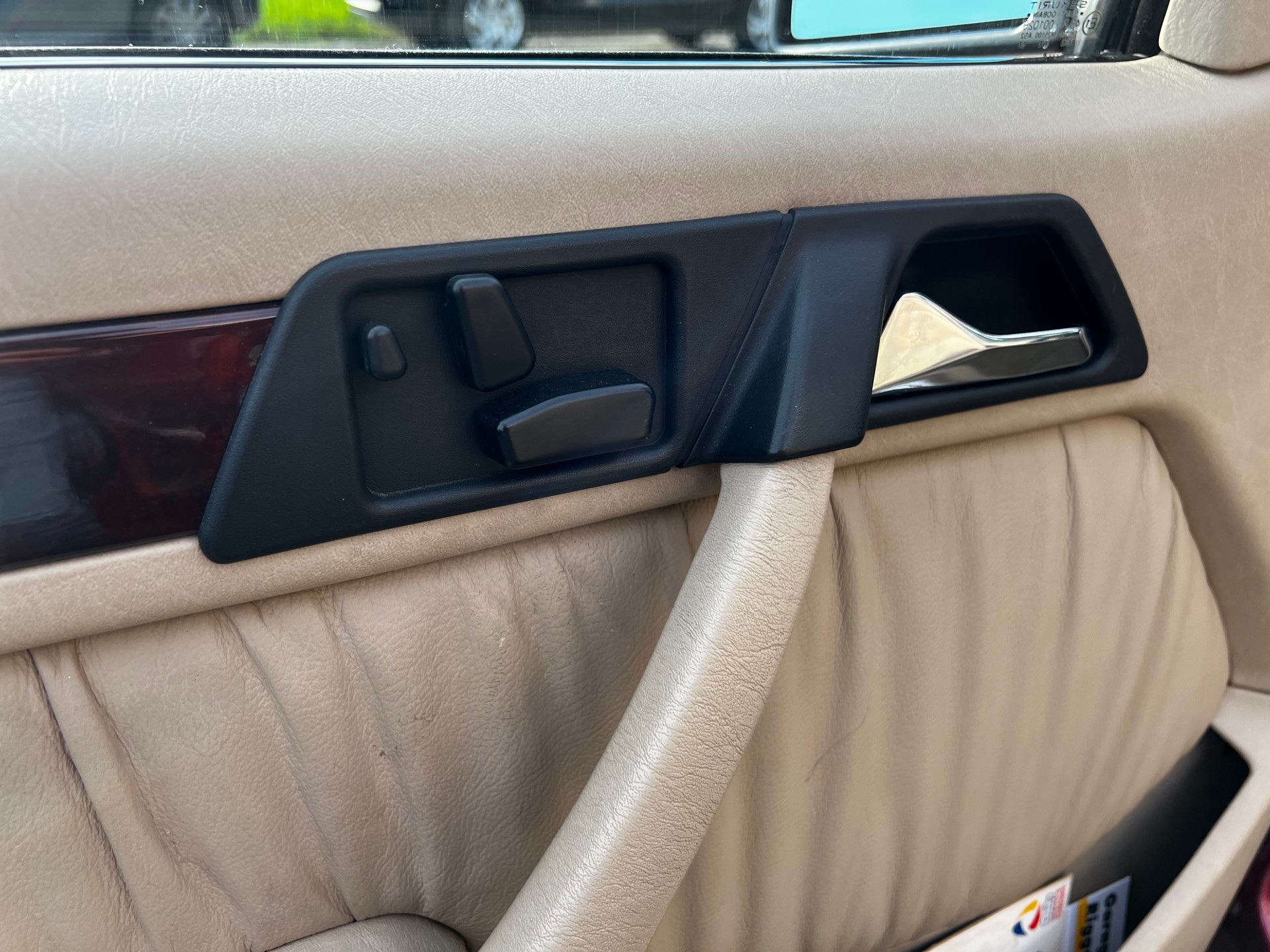 MERCEDES-BENZ E 320 Cabrio *SPORTLINE*-image-13