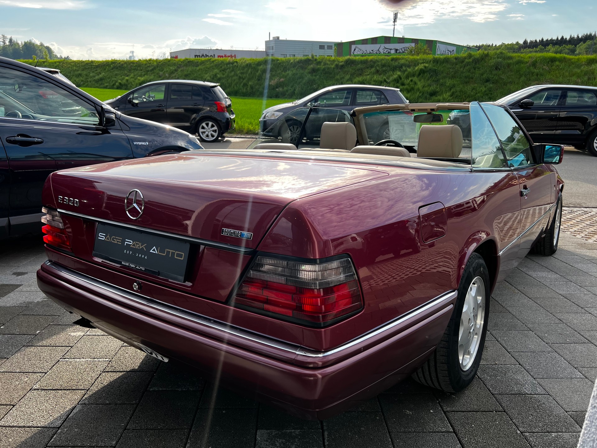 MERCEDES-BENZ E 320 Cabrio *SPORTLINE*-image-11