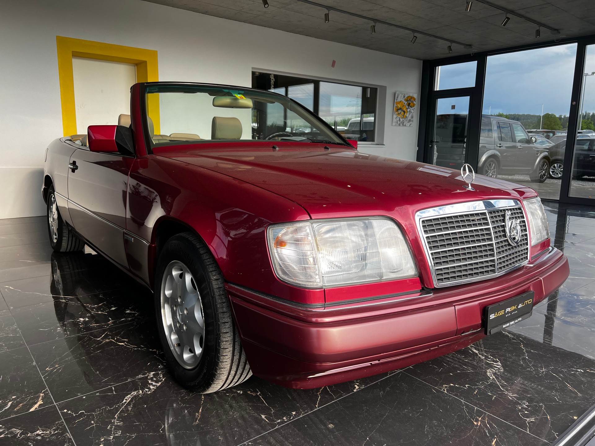 MERCEDES-BENZ E 320 Cabrio *SPORTLINE*-image-6