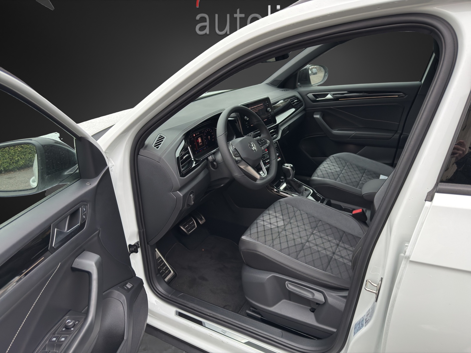 VW T-Roc 2.0 TDI SCR R-Line DSG-image-7