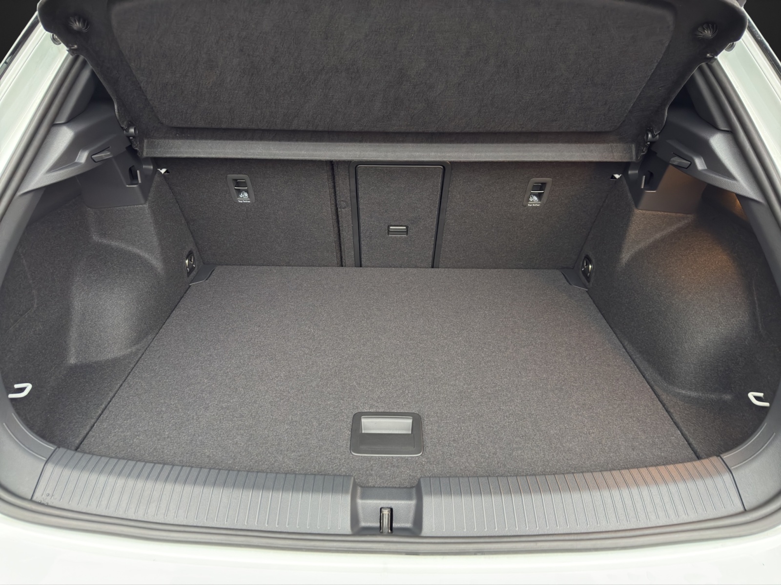 VW T-Roc 2.0 TDI SCR R-Line DSG-image-12