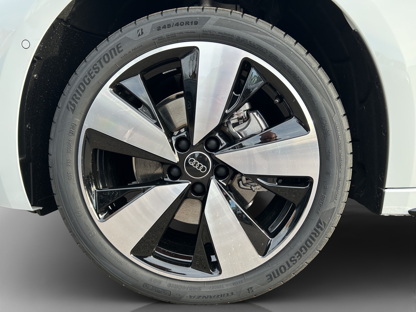 AUDI A5 Avant TFSI quattro 150 kW S tronic-image-9