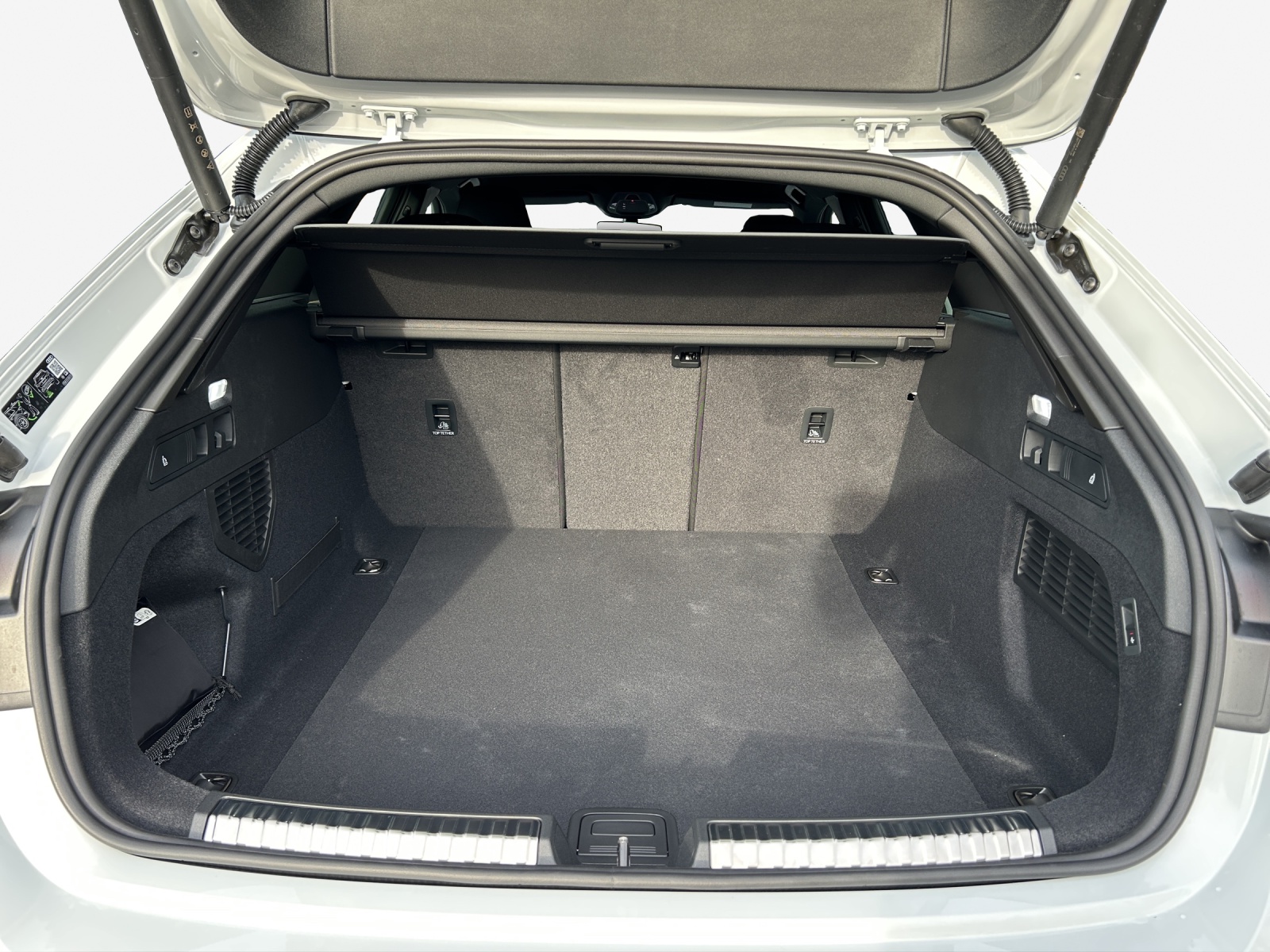 AUDI A5 Avant TFSI quattro 150 kW S tronic-image-8
