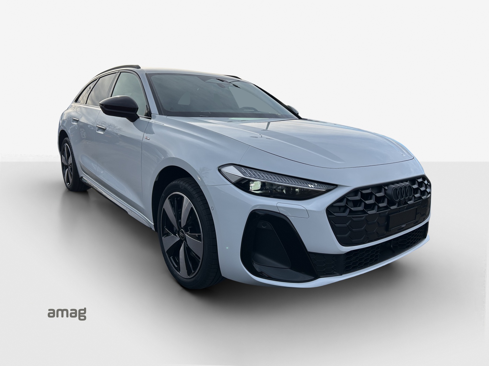 AUDI A5 Avant TFSI quattro 150 kW S tronic-image-2
