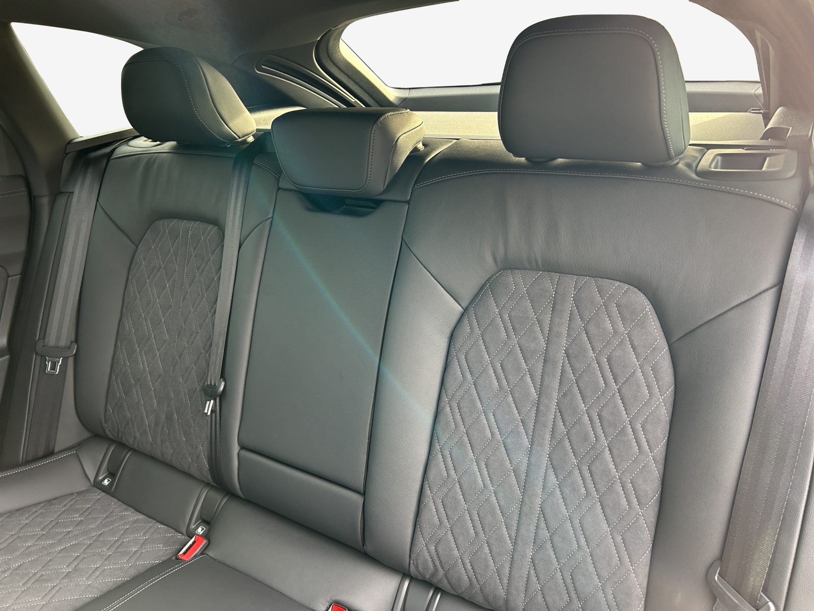 AUDI A5 Avant TFSI quattro 150 kW S tronic-image-5