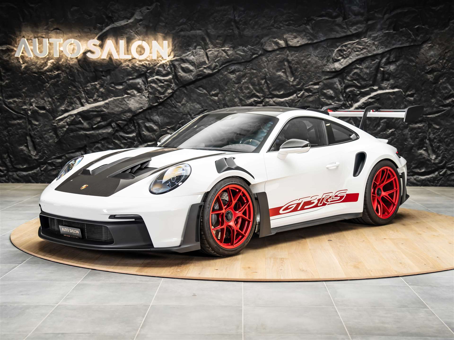 PORSCHE 911 GT3 RS Weissach-image-1