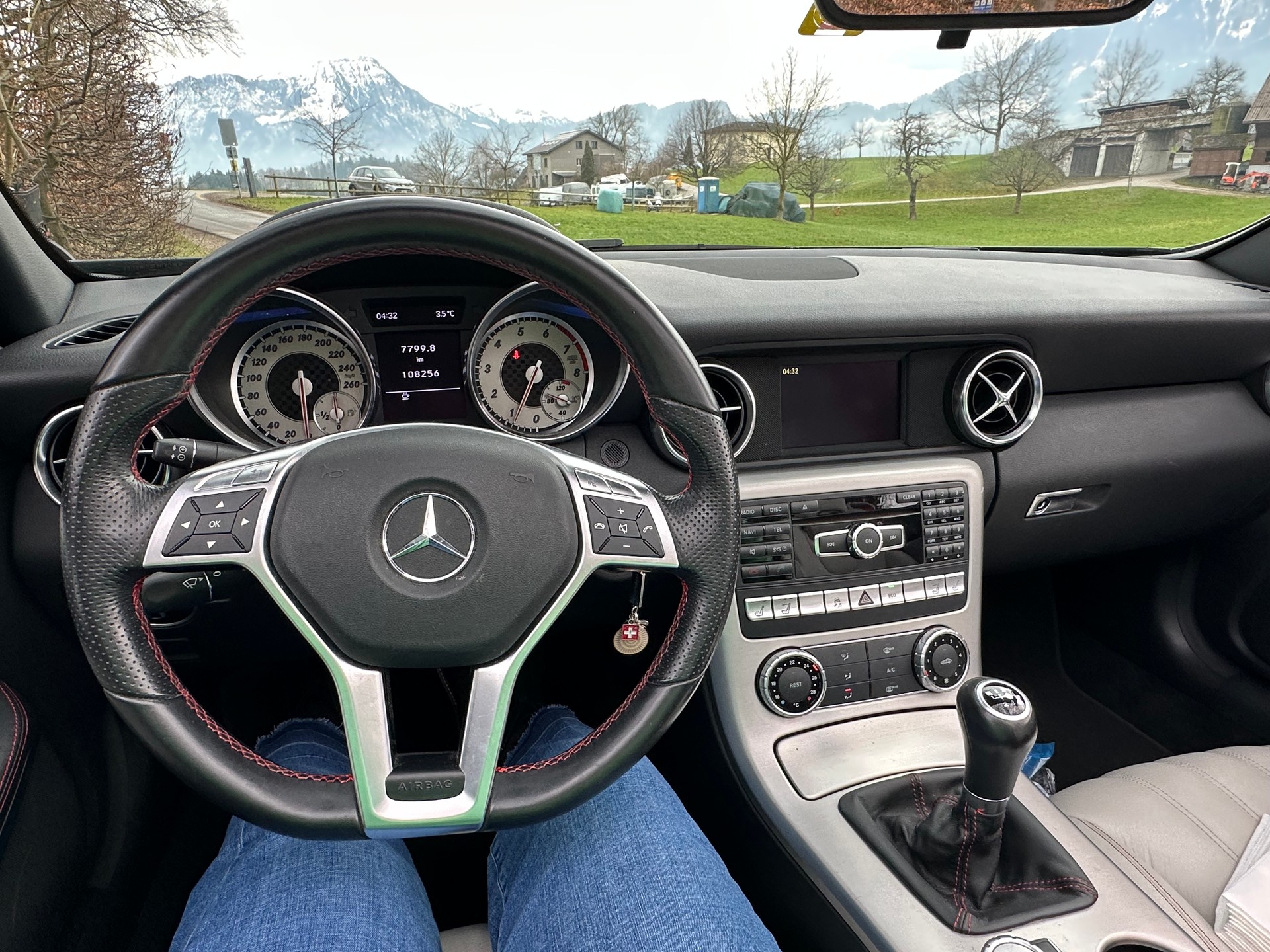 MERCEDES-BENZ SLK 250 AMG Paket-image-8