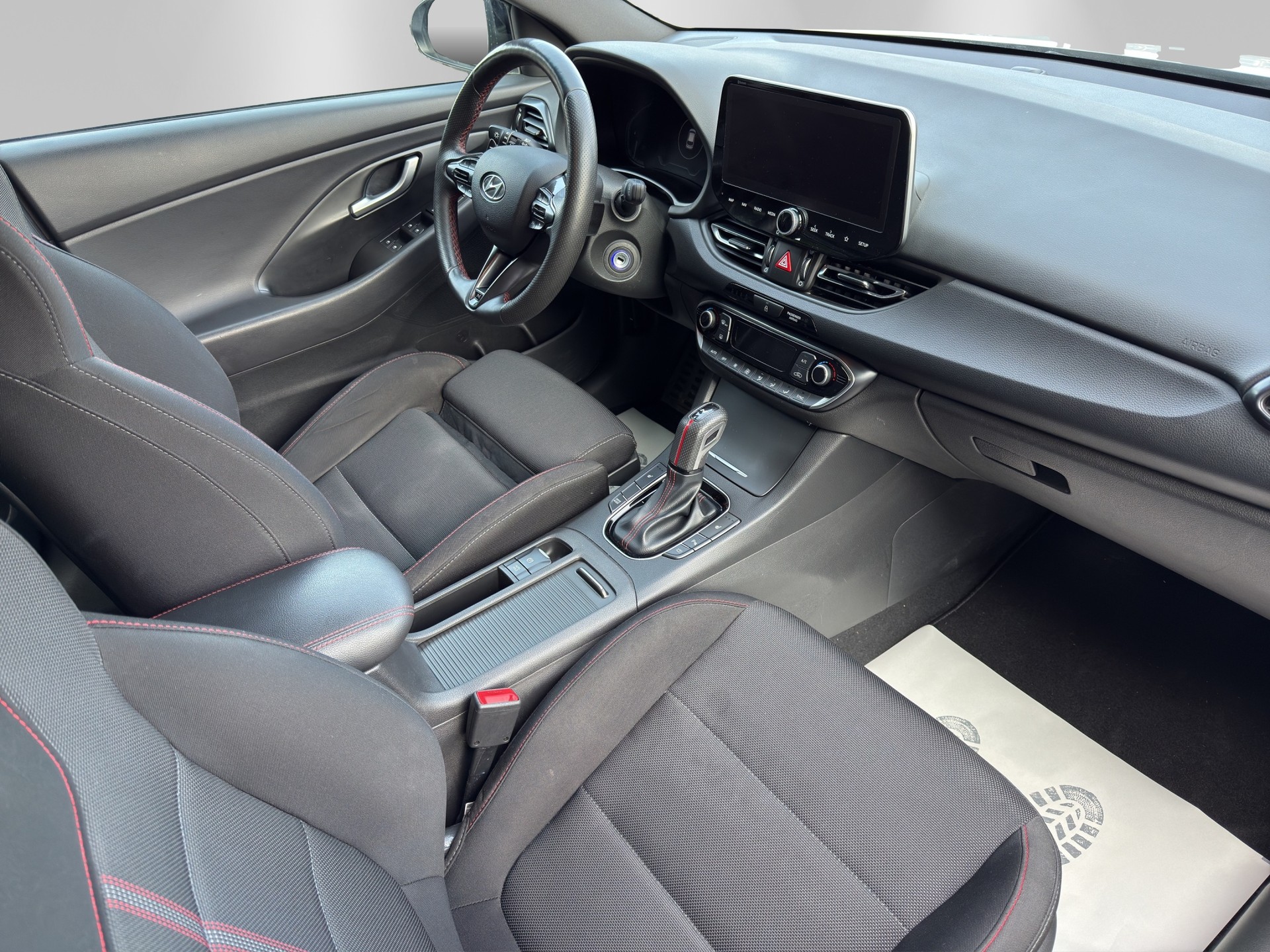 HYUNDAI i30 Wagon 1.5 T-GDi N Line 48V MH DCT-image-12