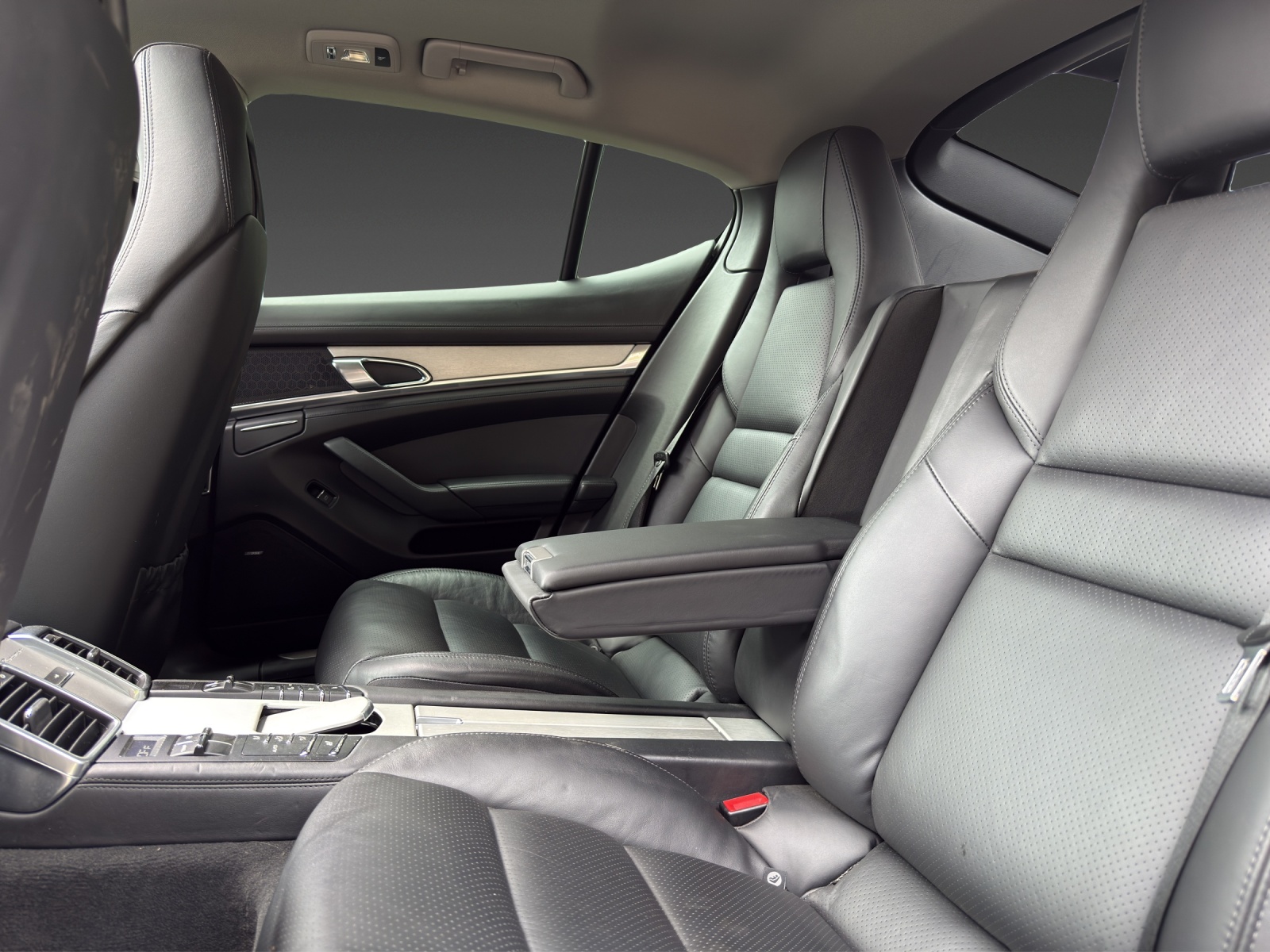PORSCHE Panamera 4S 4.8 PDK-image-19