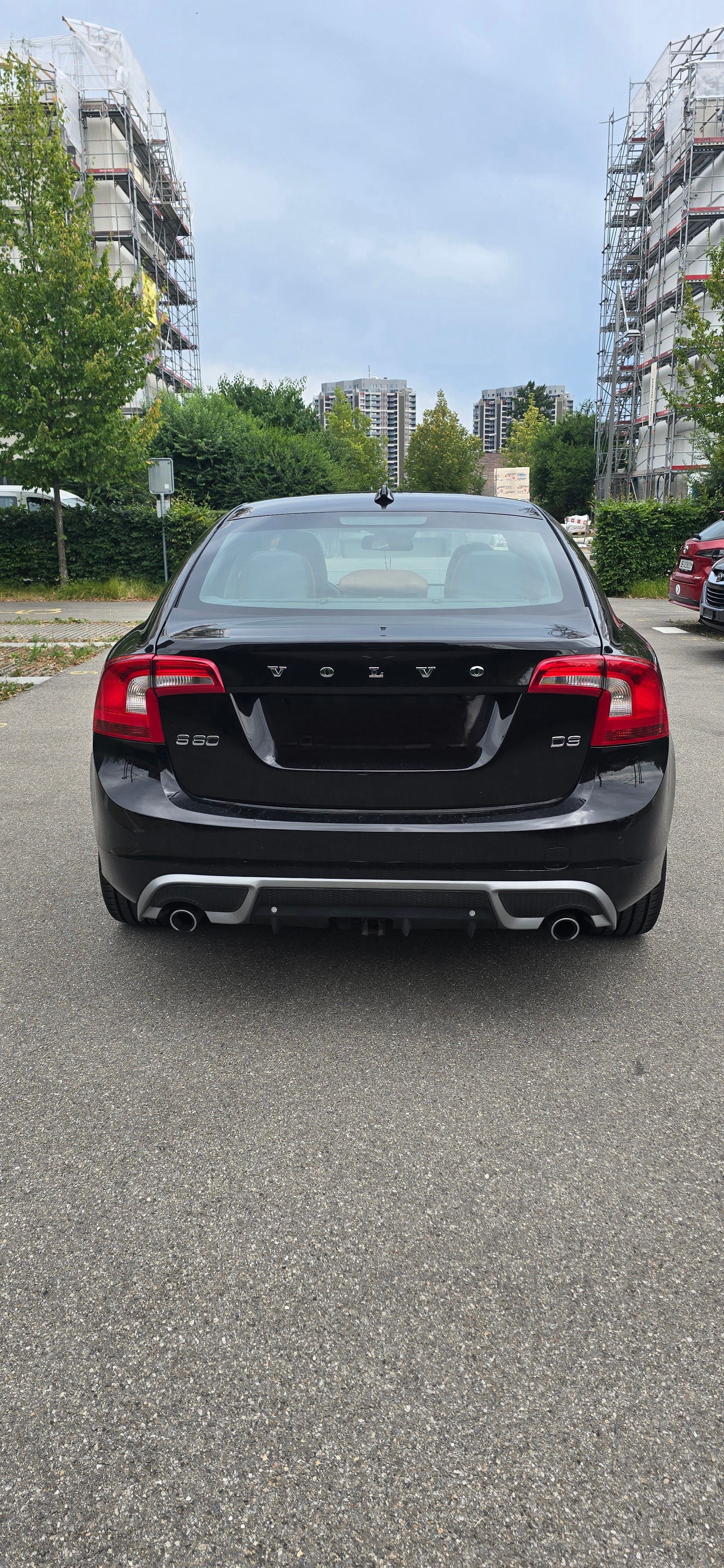 VOLVO S60 D3 Summum Geartronic-image-3