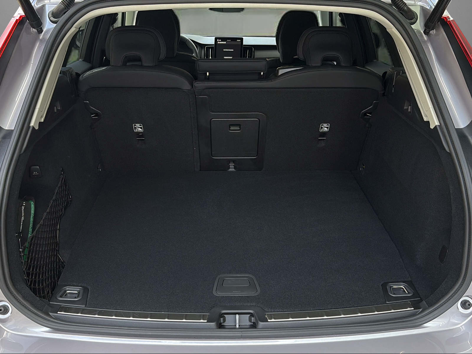 VOLVO XC60 T6 eAWD PluginHybrid Ultra Dark Geartronic-image-6