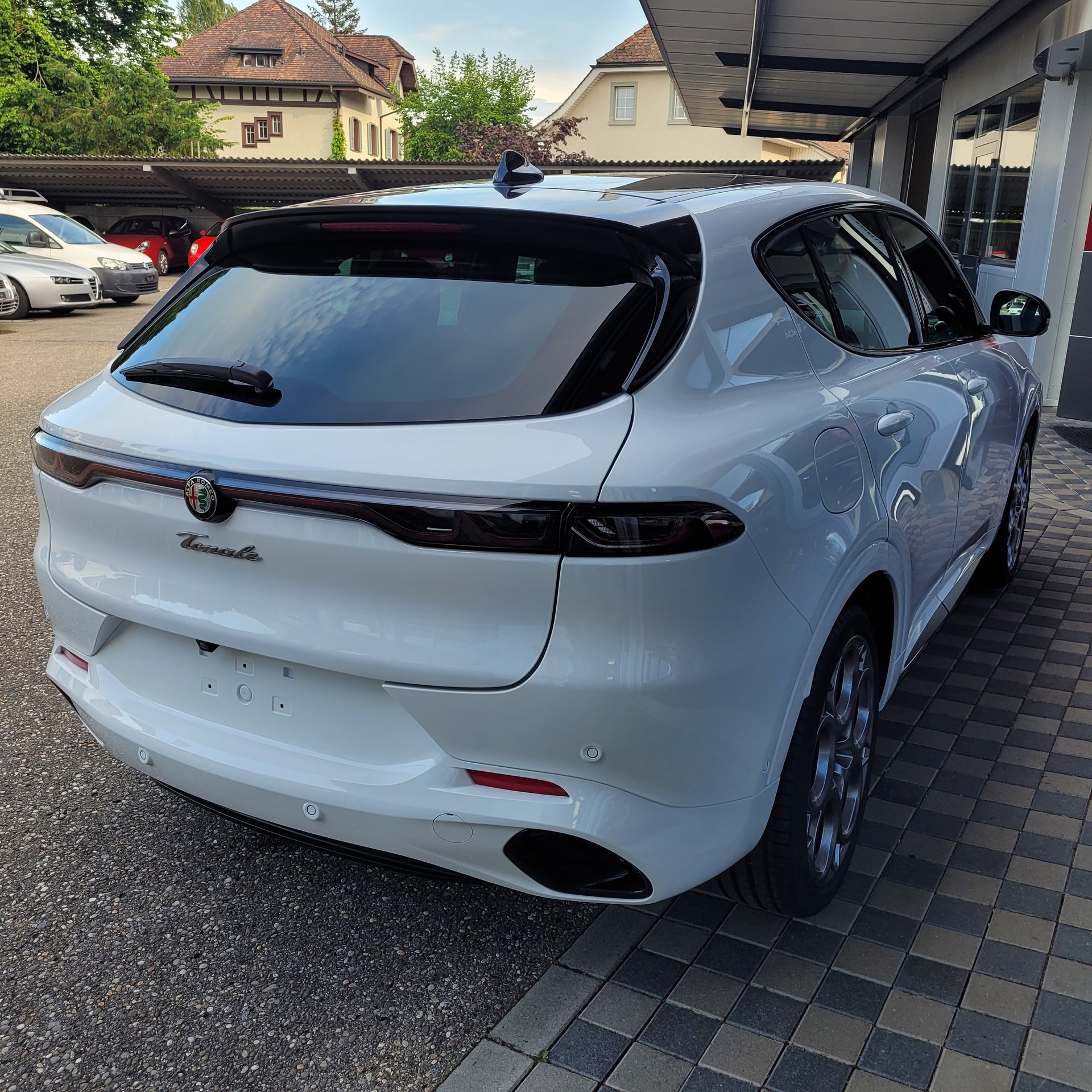 ALFA ROMEO Tonale 1.5 48V Hybrid Tributo Italiano-image-2
