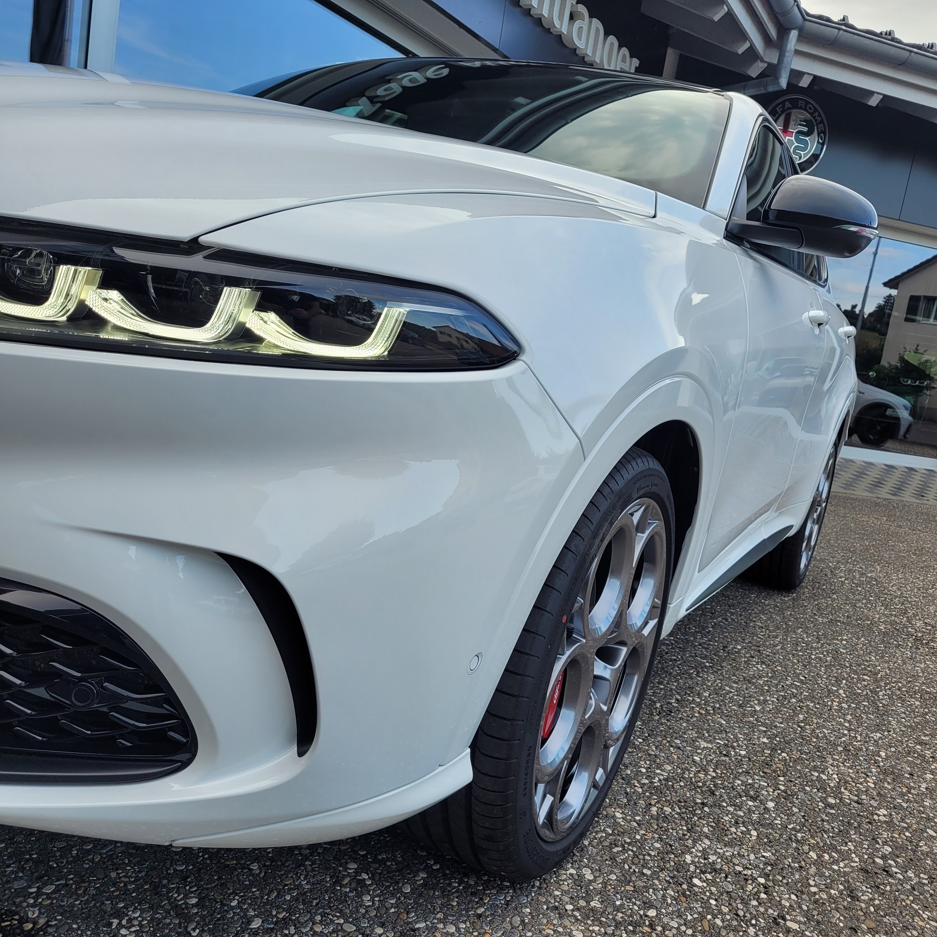 ALFA ROMEO Tonale 1.5 48V Hybrid Tributo Italiano-image-1