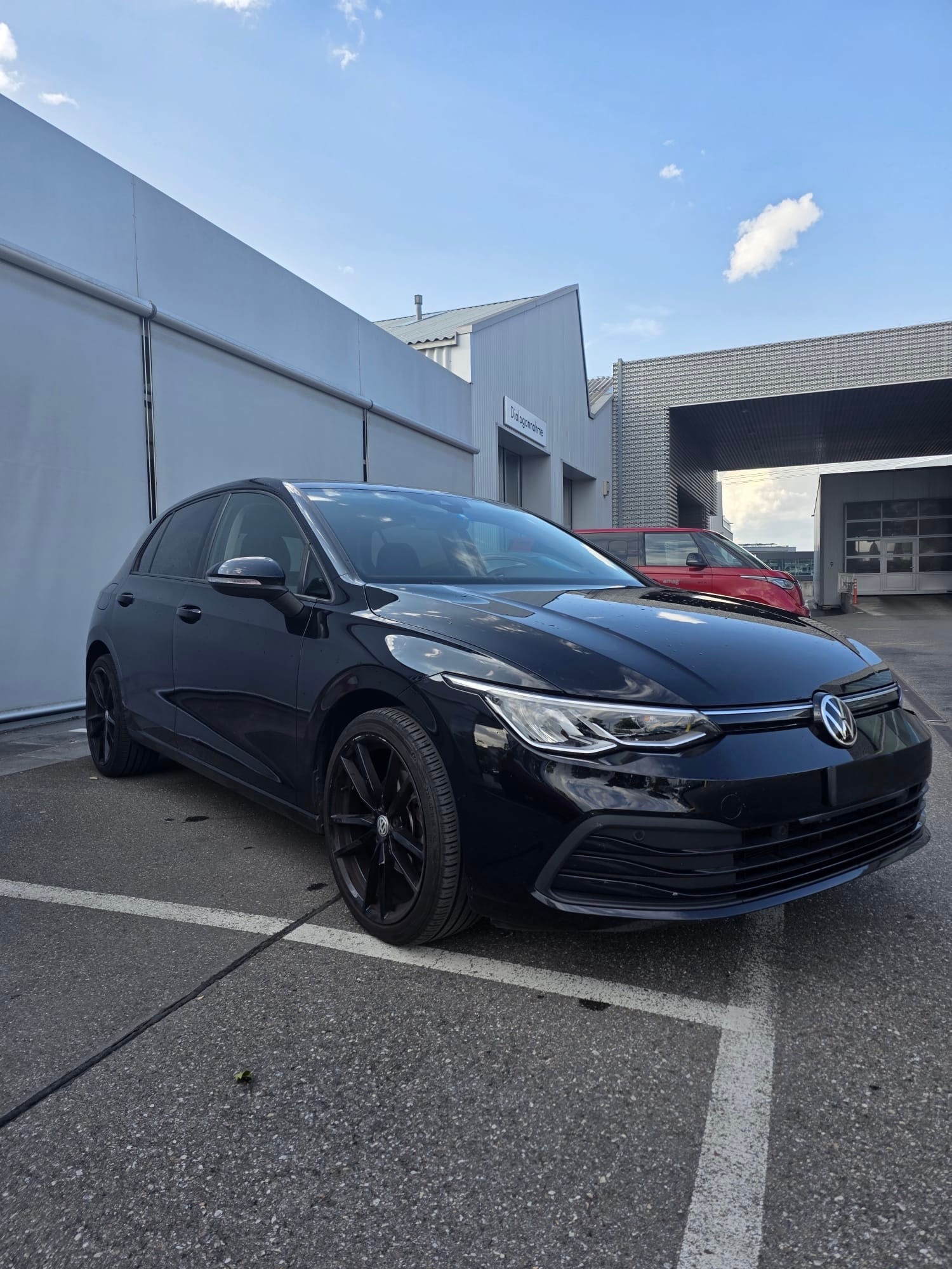 VW Golf 8 eTSI 1.0-image-1