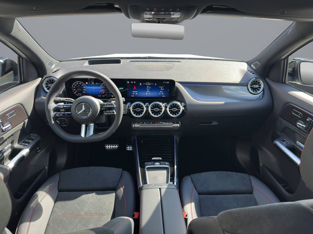 MERCEDES-BENZ GLA 250 Swiss Star AMG Line 4matic-image-8