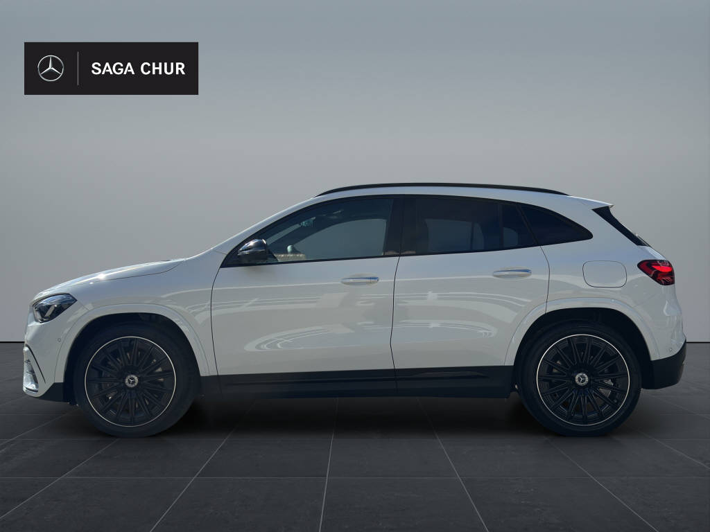 MERCEDES-BENZ GLA 250 Swiss Star AMG Line 4matic-image-6
