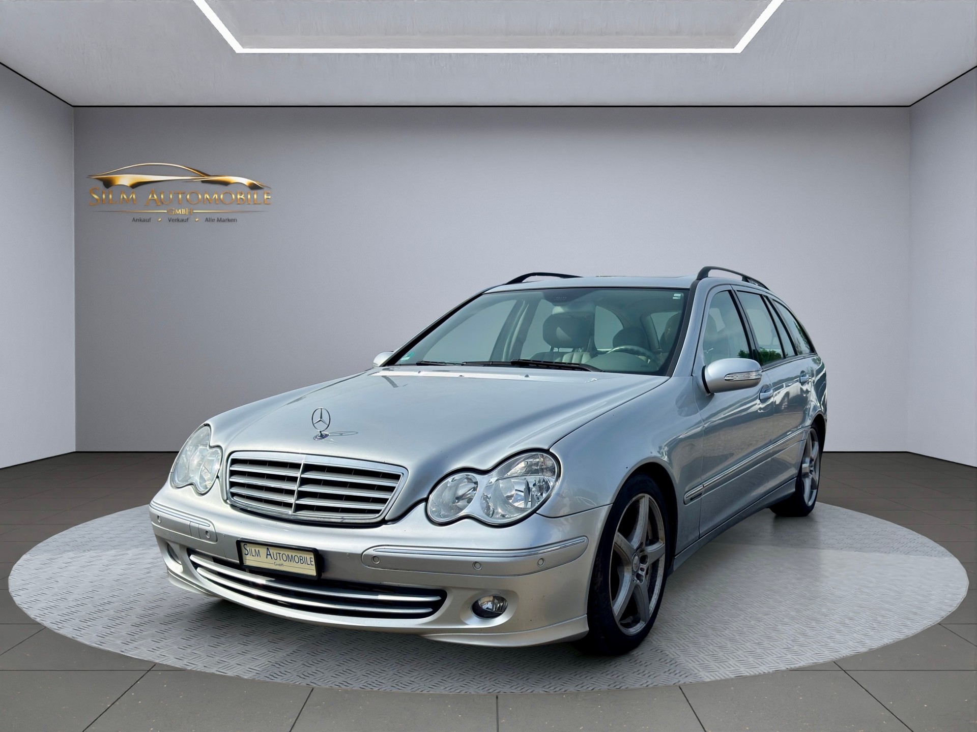 MERCEDES-BENZ C 320 CDI Elegance AMG Sport Edition-image-0