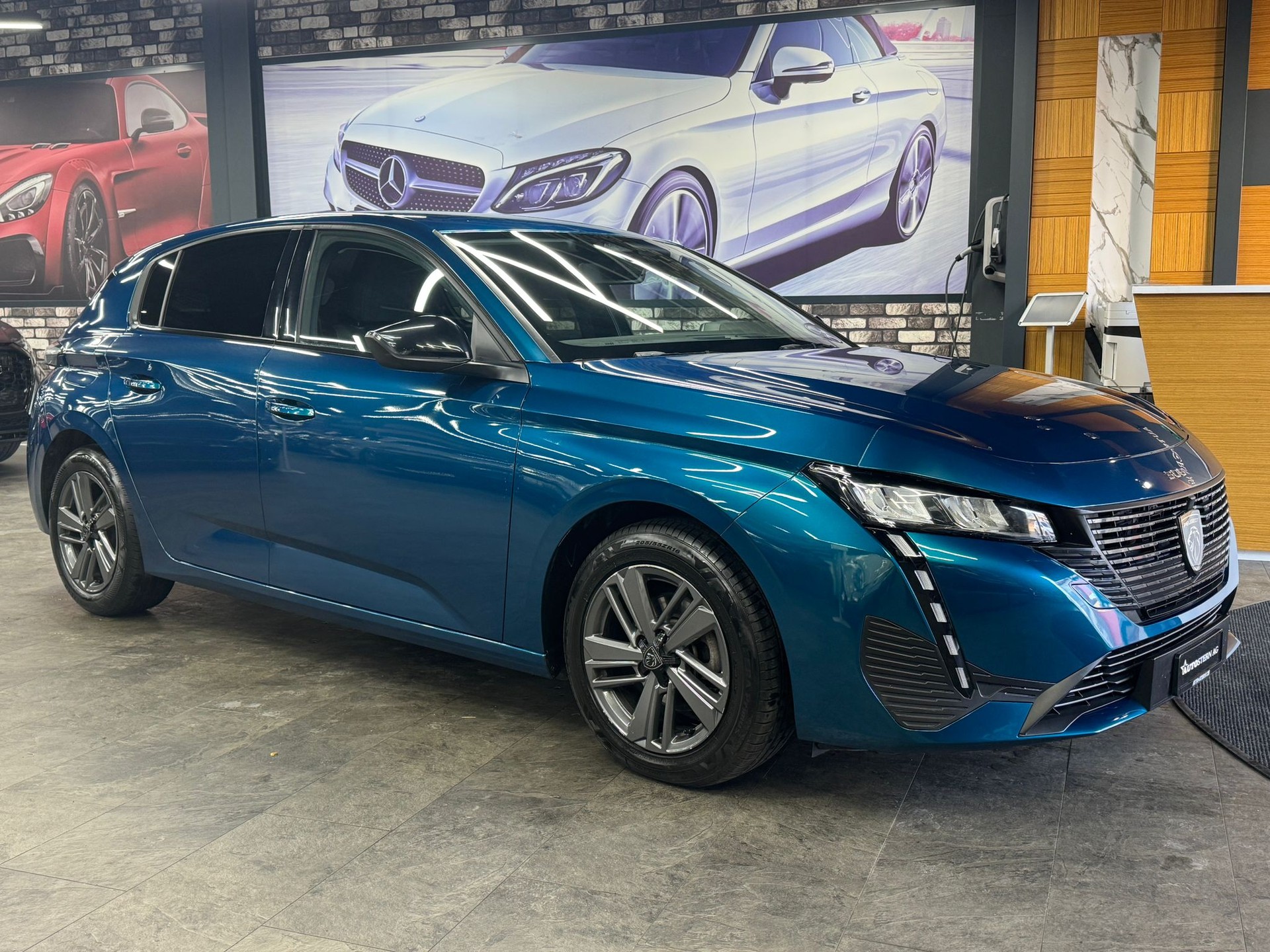 PEUGEOT 308 1.2i Style EAT8-image-2